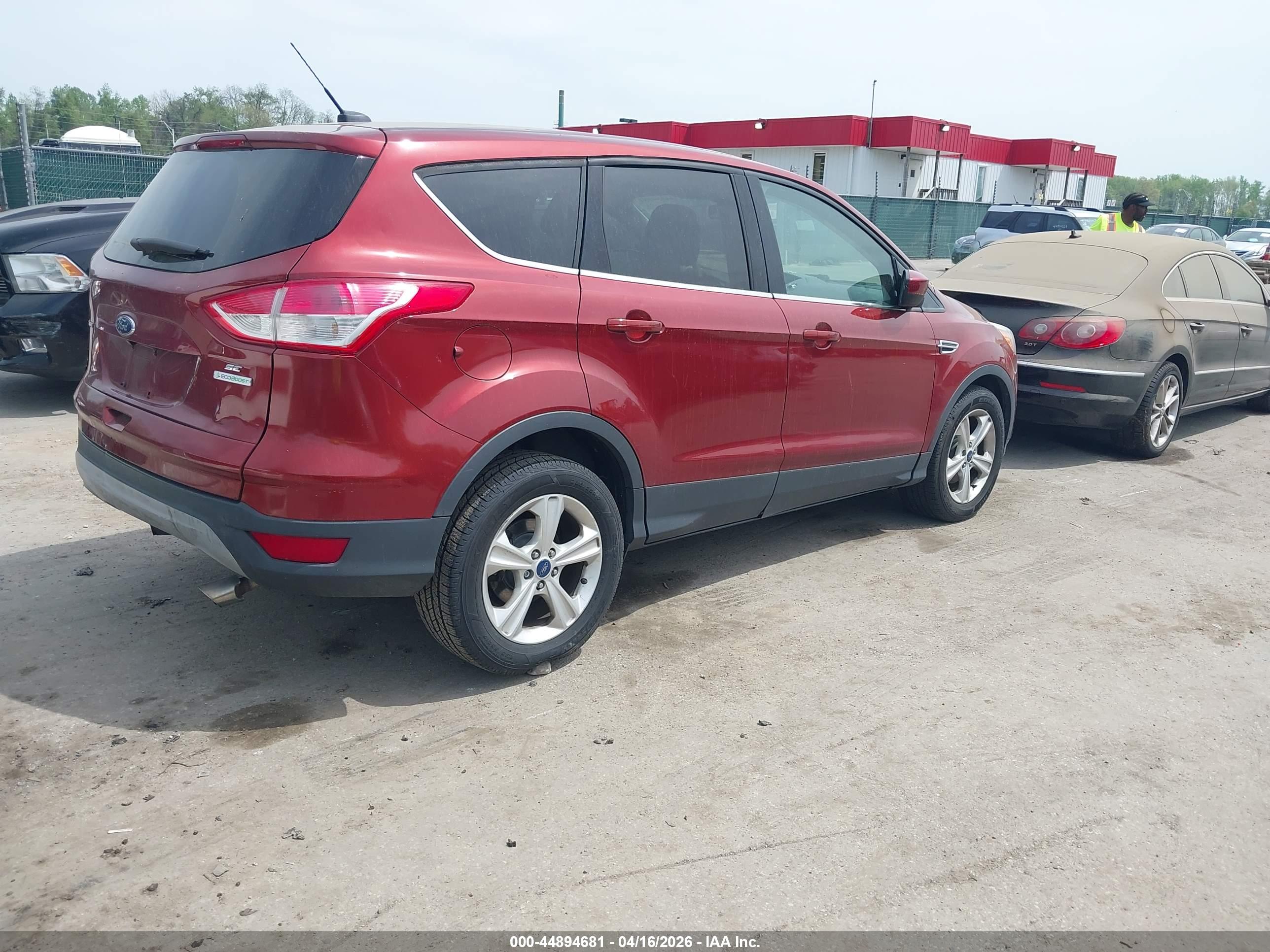 FORD ESCAPE image 4