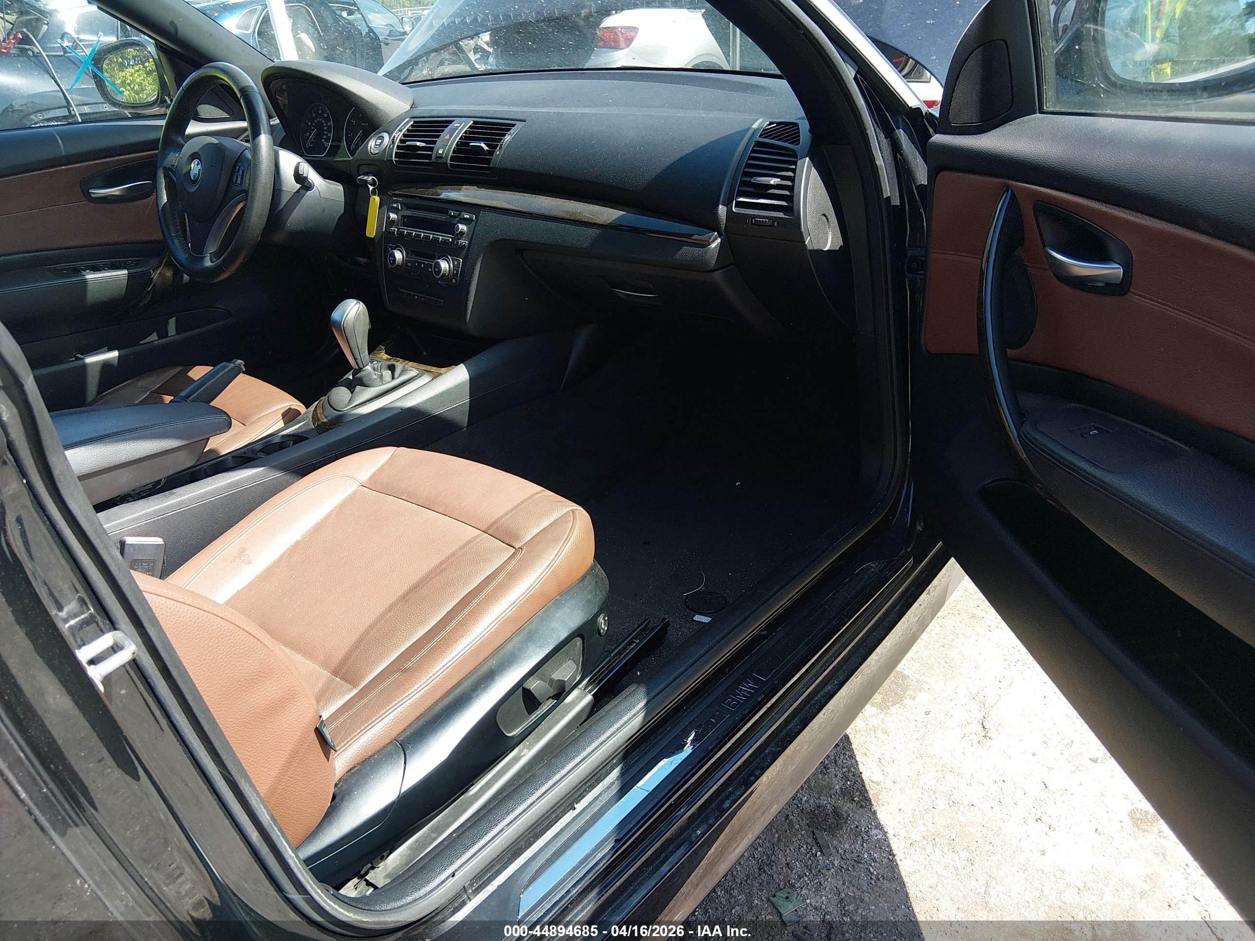 BMW 128I image 5