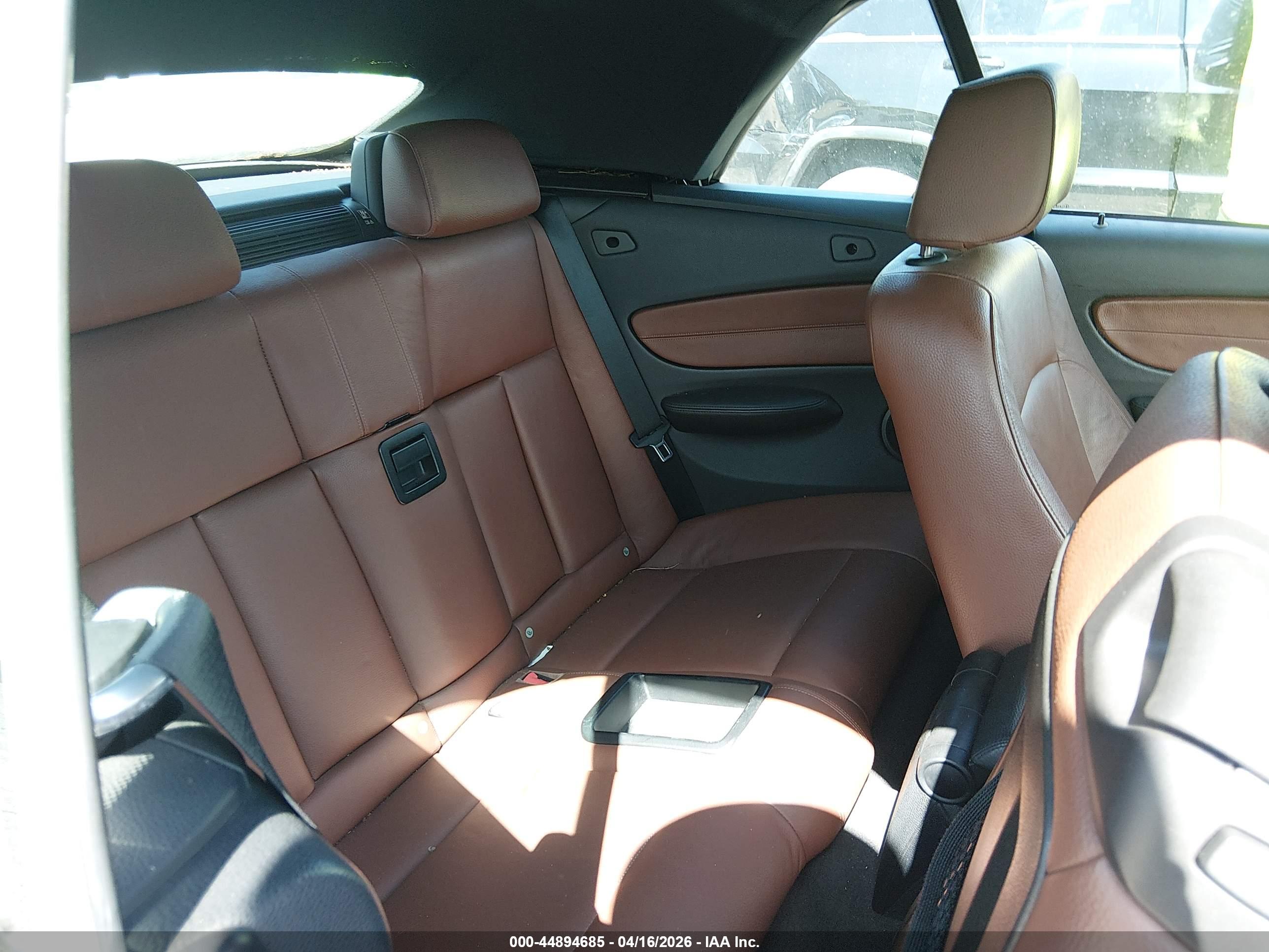 BMW 128I image 8