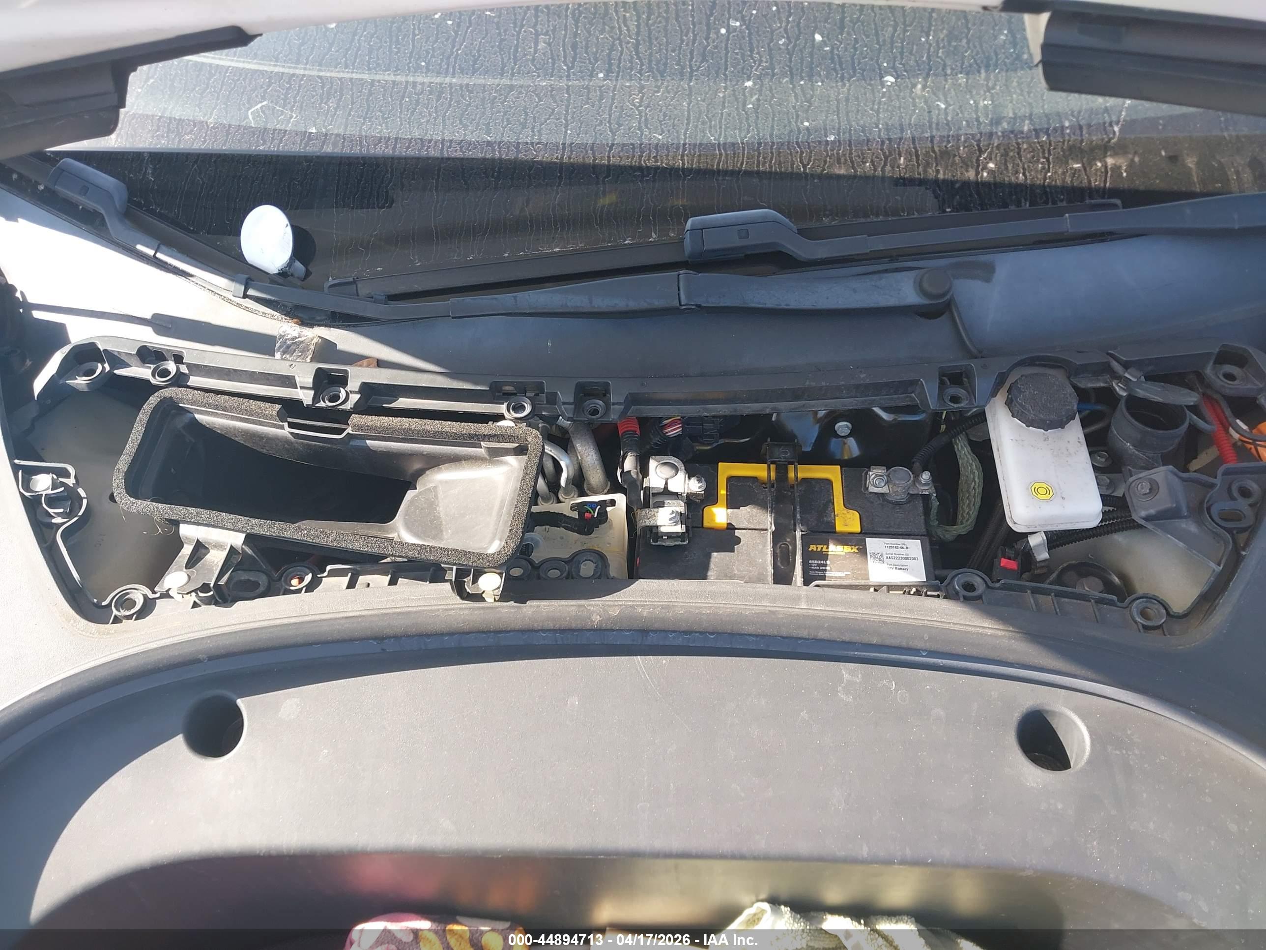 TESLA MODEL image 10