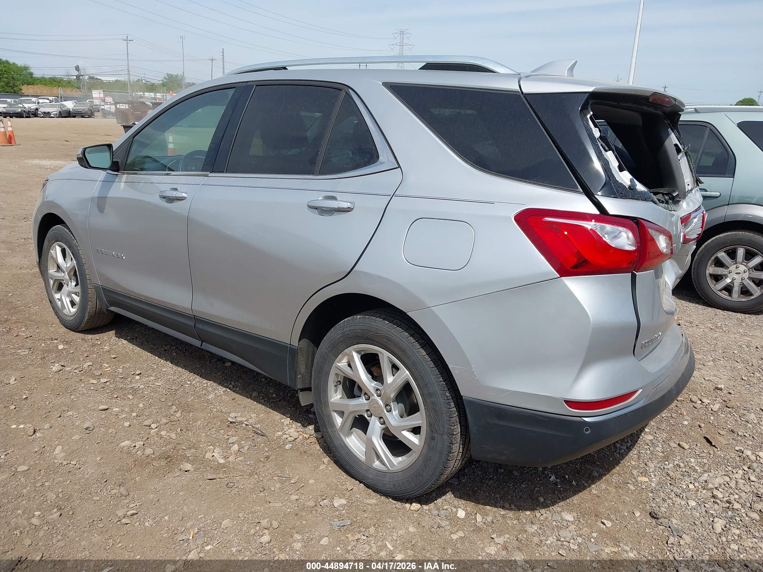 CHEVROLET EQUINOX image 3