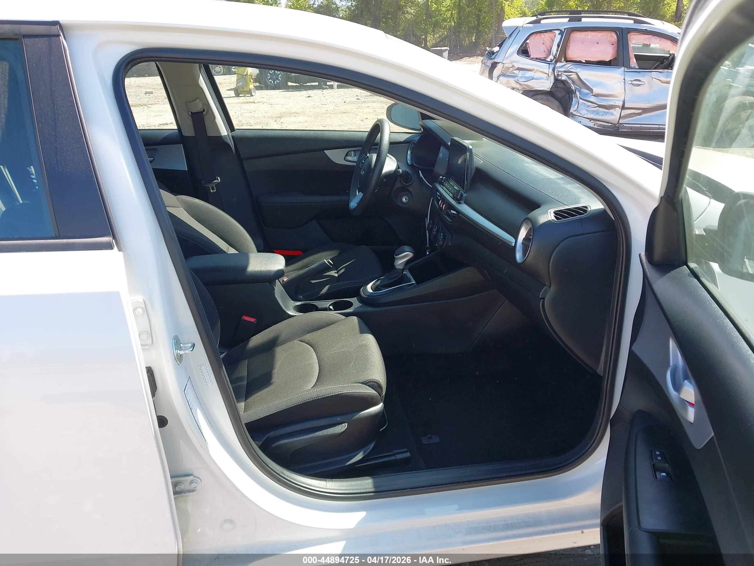 KIA FORTE image 5