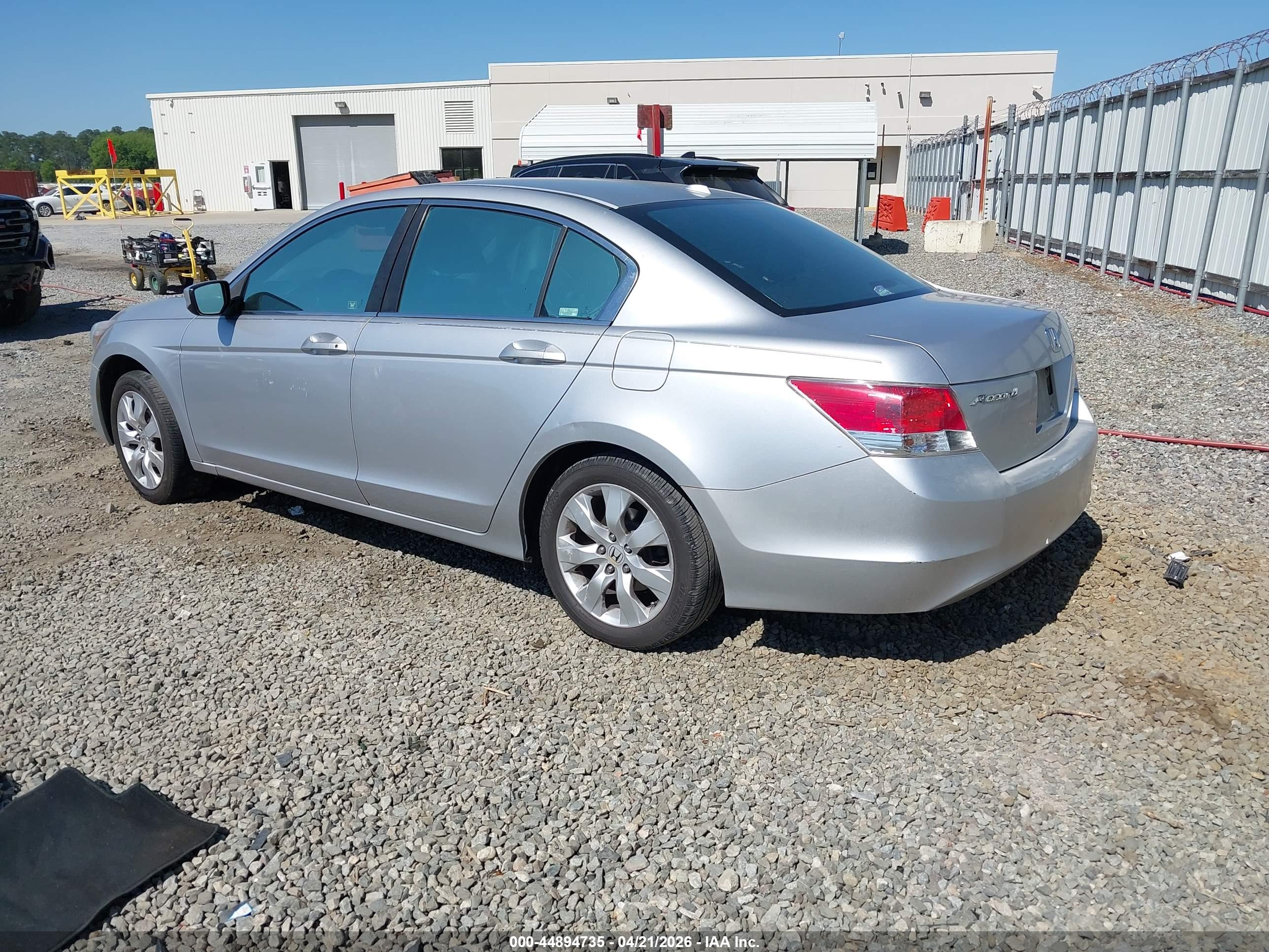 HONDA ACCORD image 3