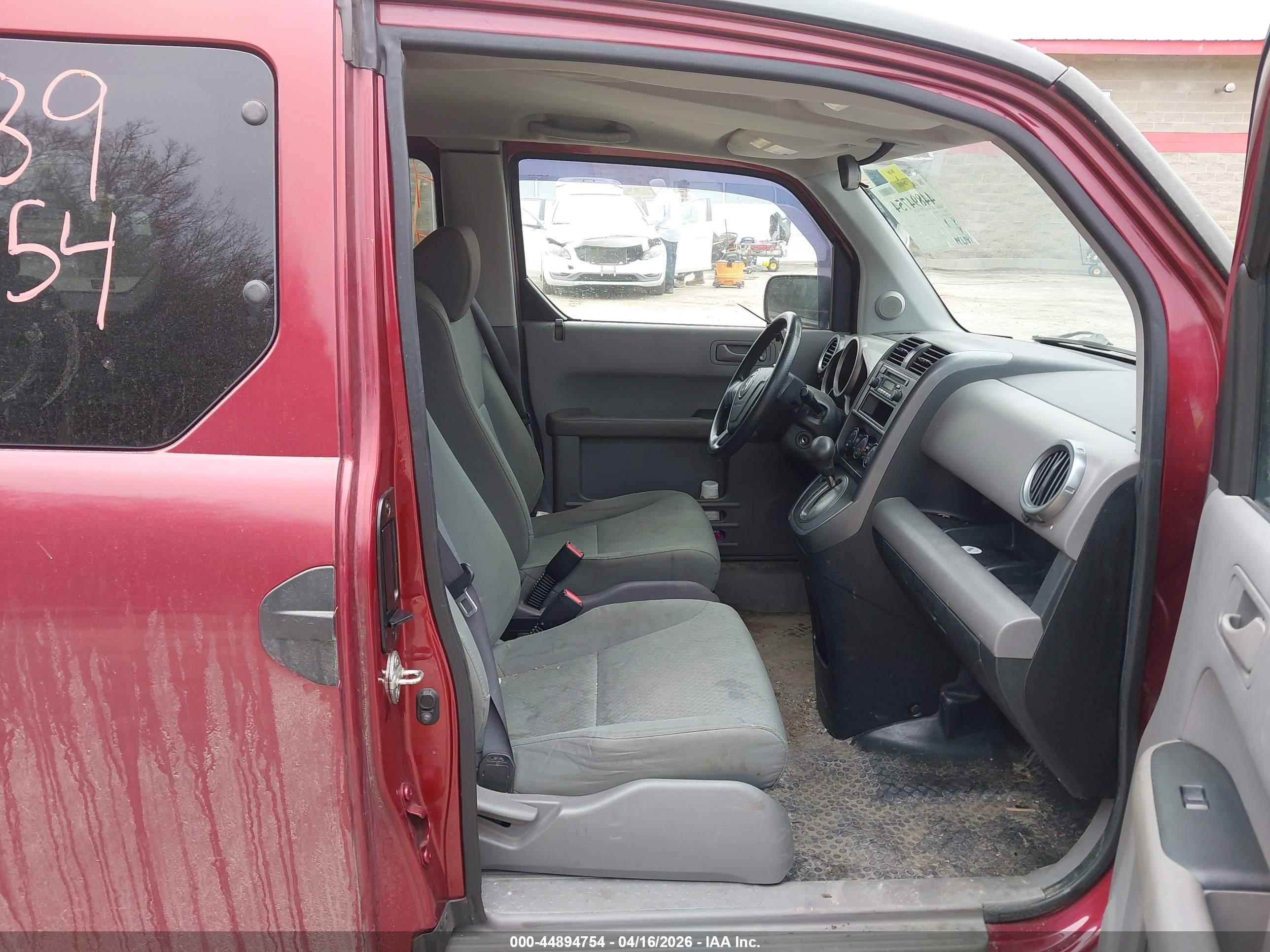 HONDA ELEMENT image 5