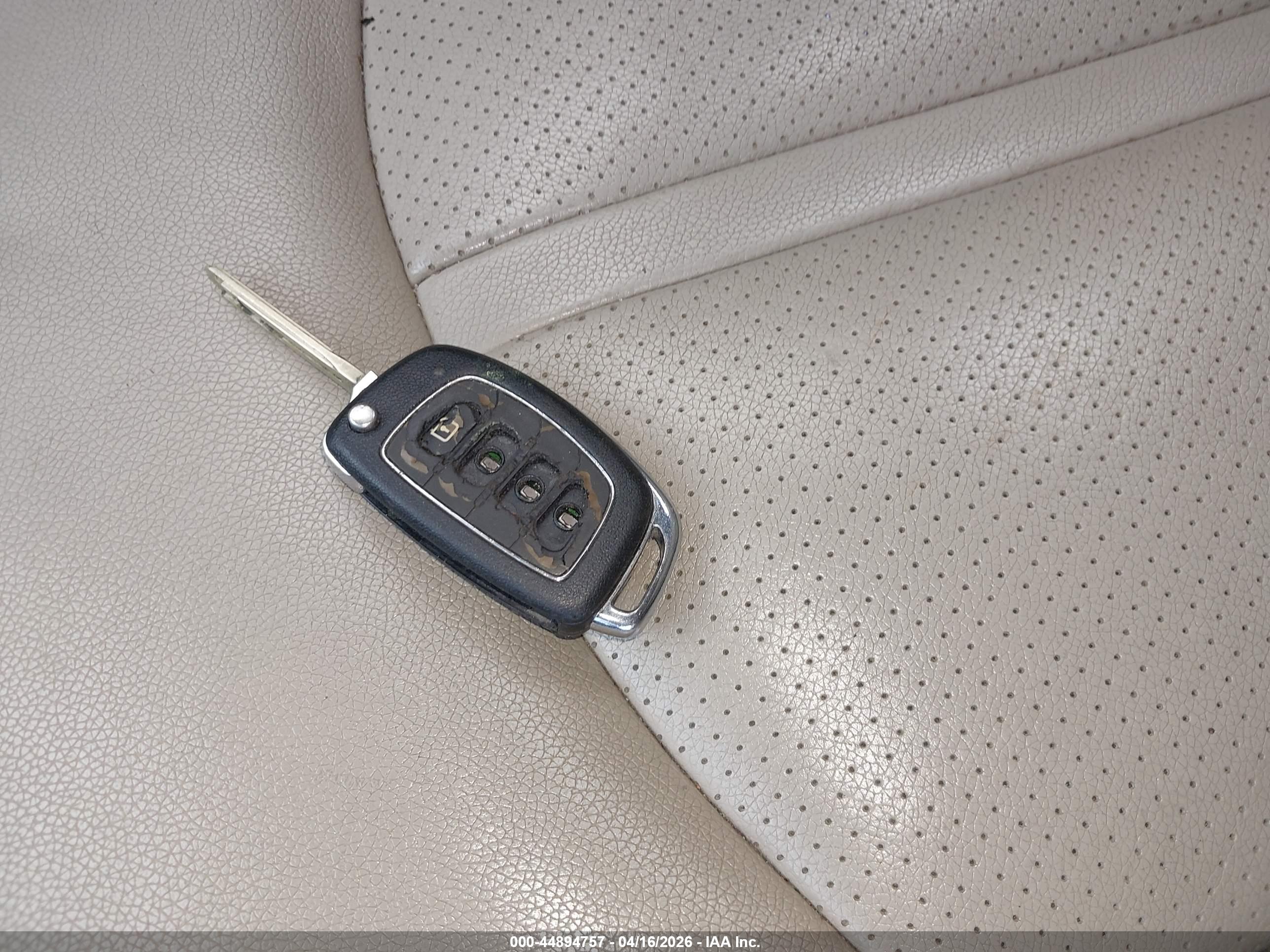 HYUNDAI SONATA image 11