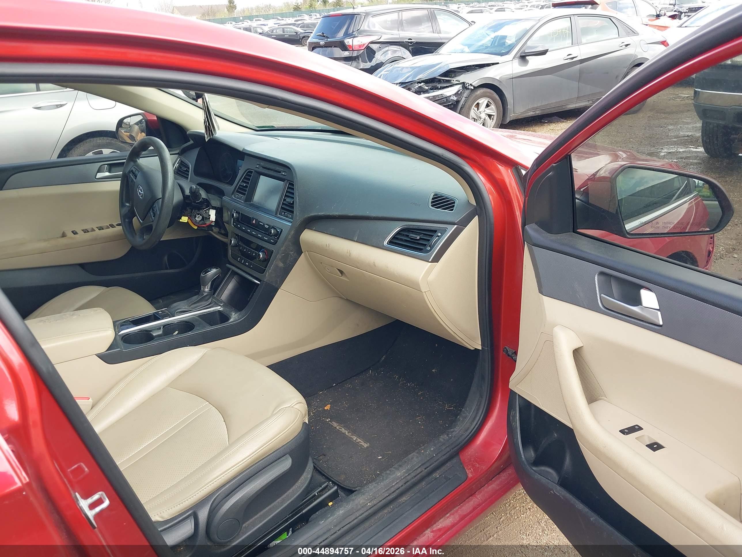 HYUNDAI SONATA image 5