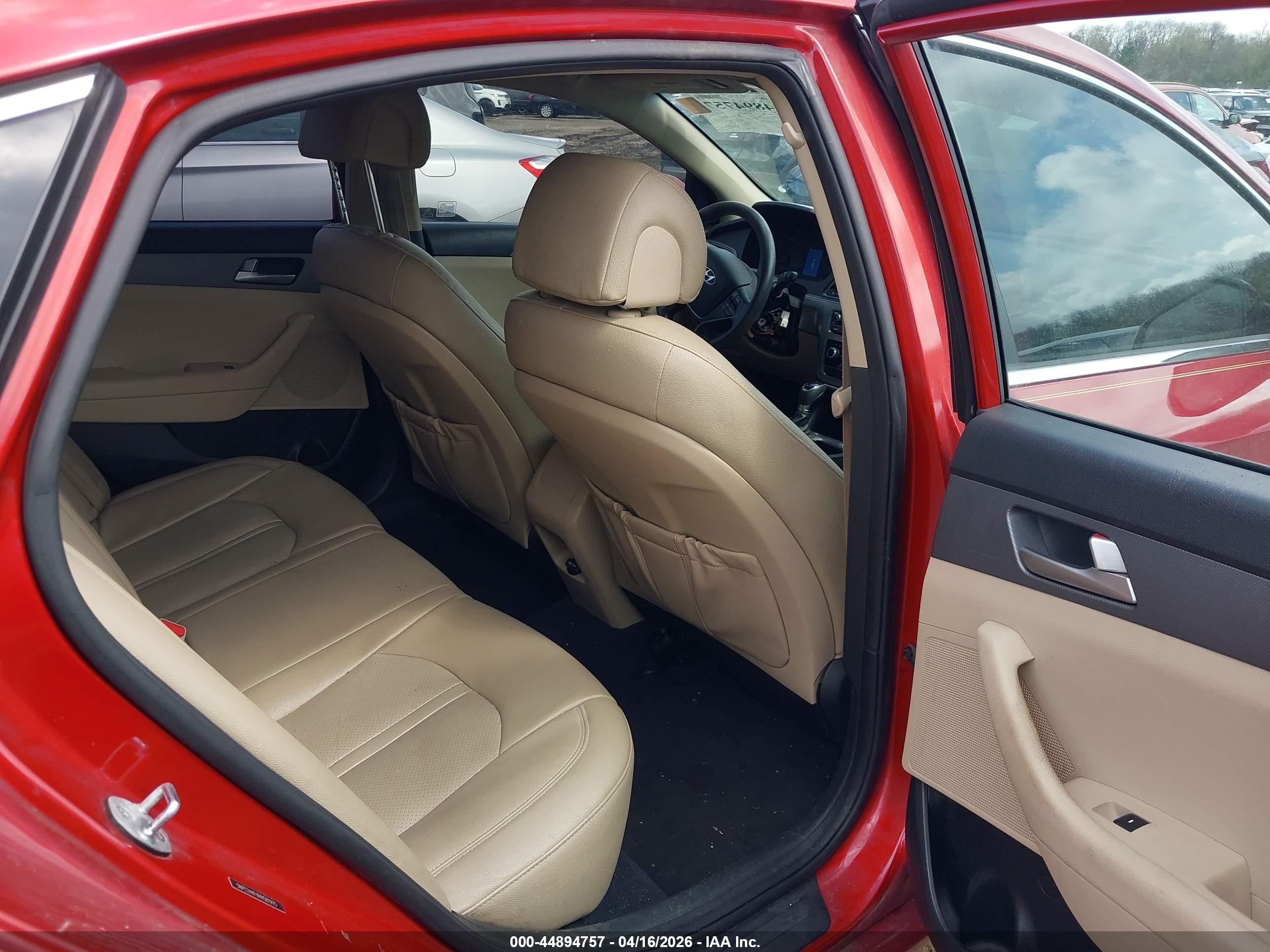 HYUNDAI SONATA image 8