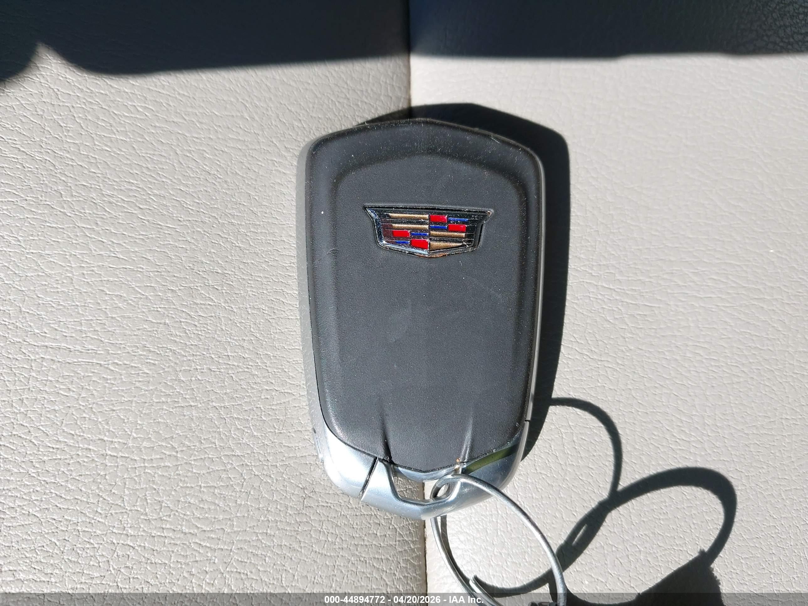 CADILLAC XT4 image 11