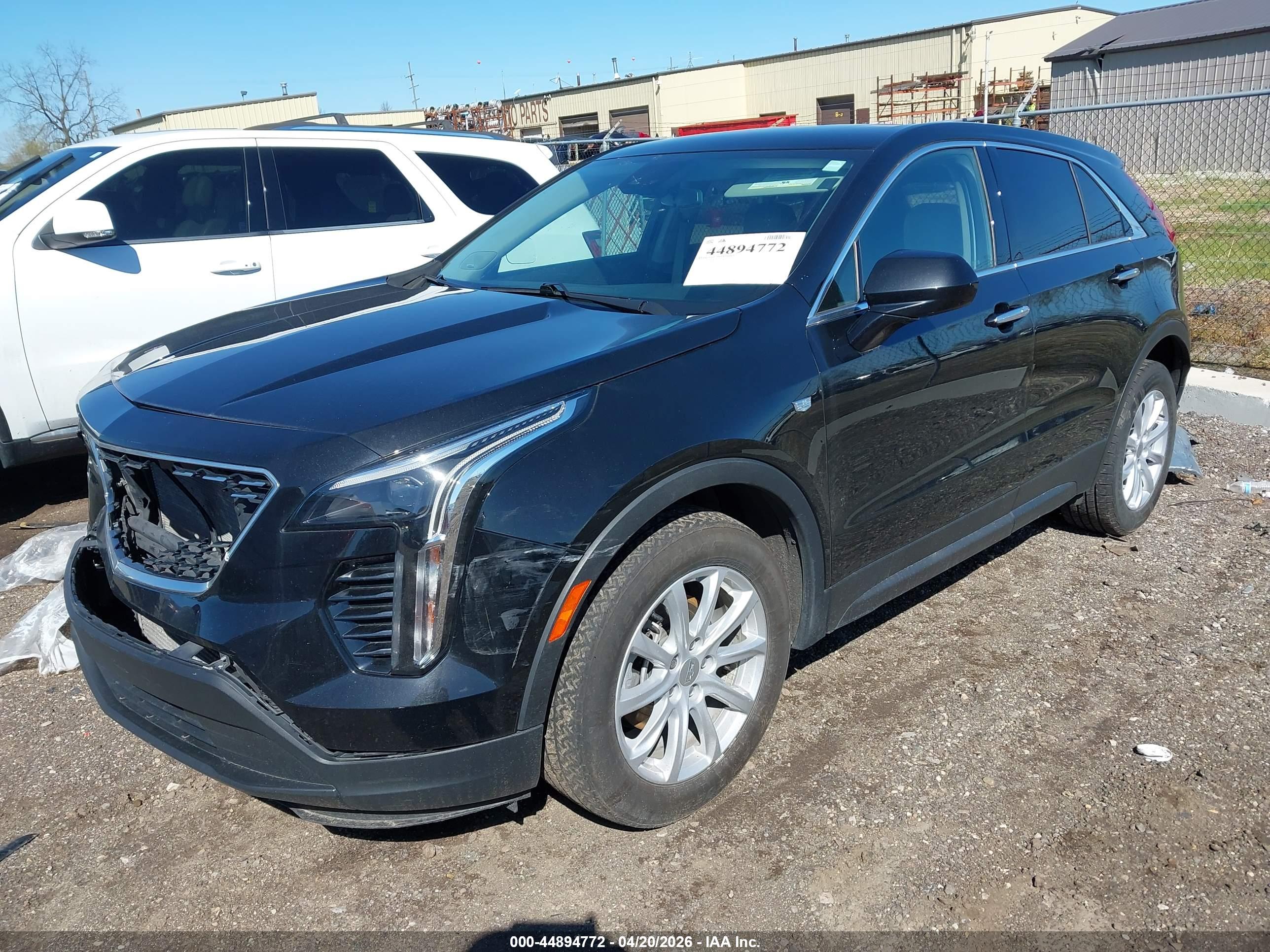 CADILLAC XT4 image 2