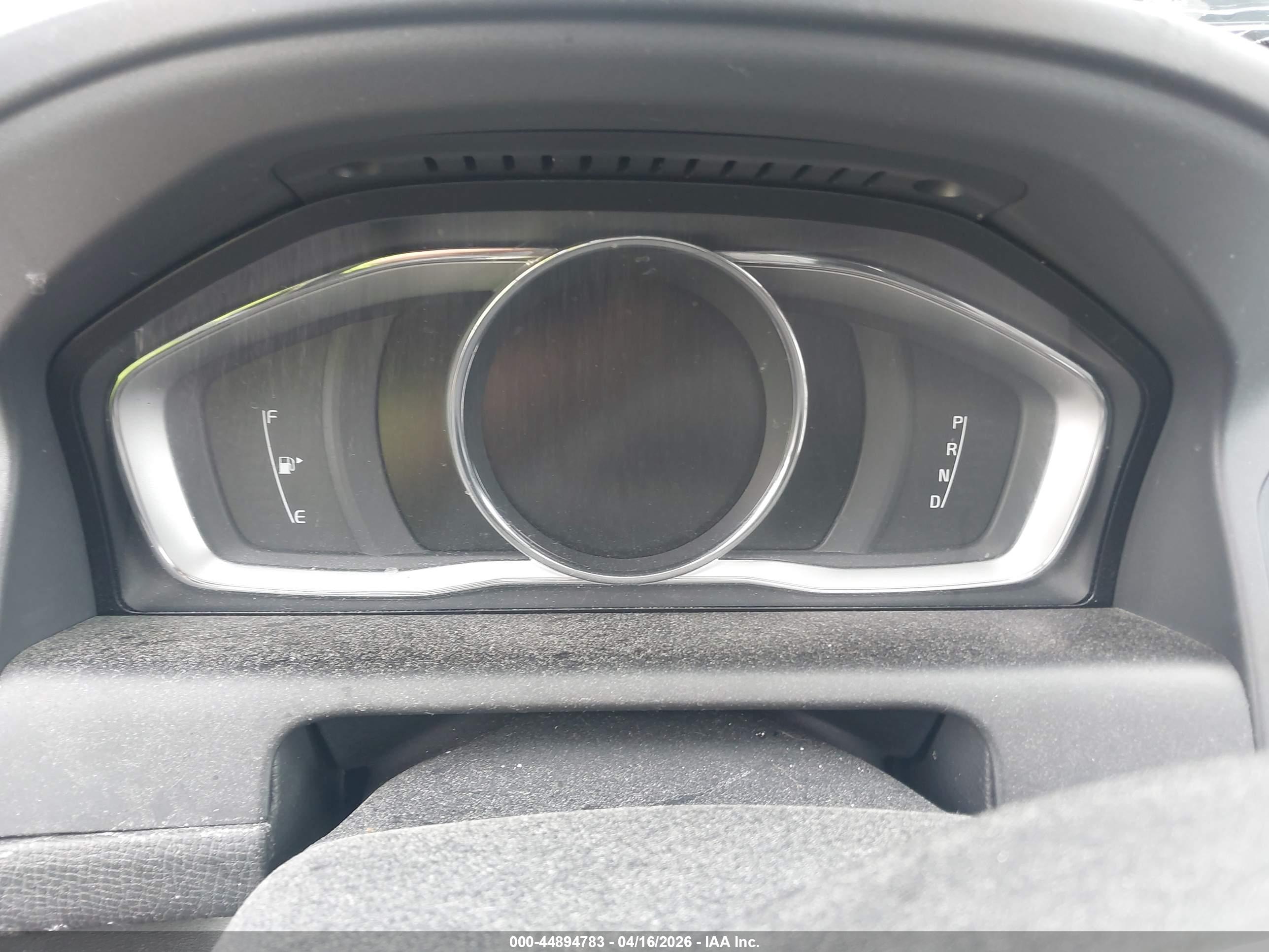 VOLVO XC60 image 7