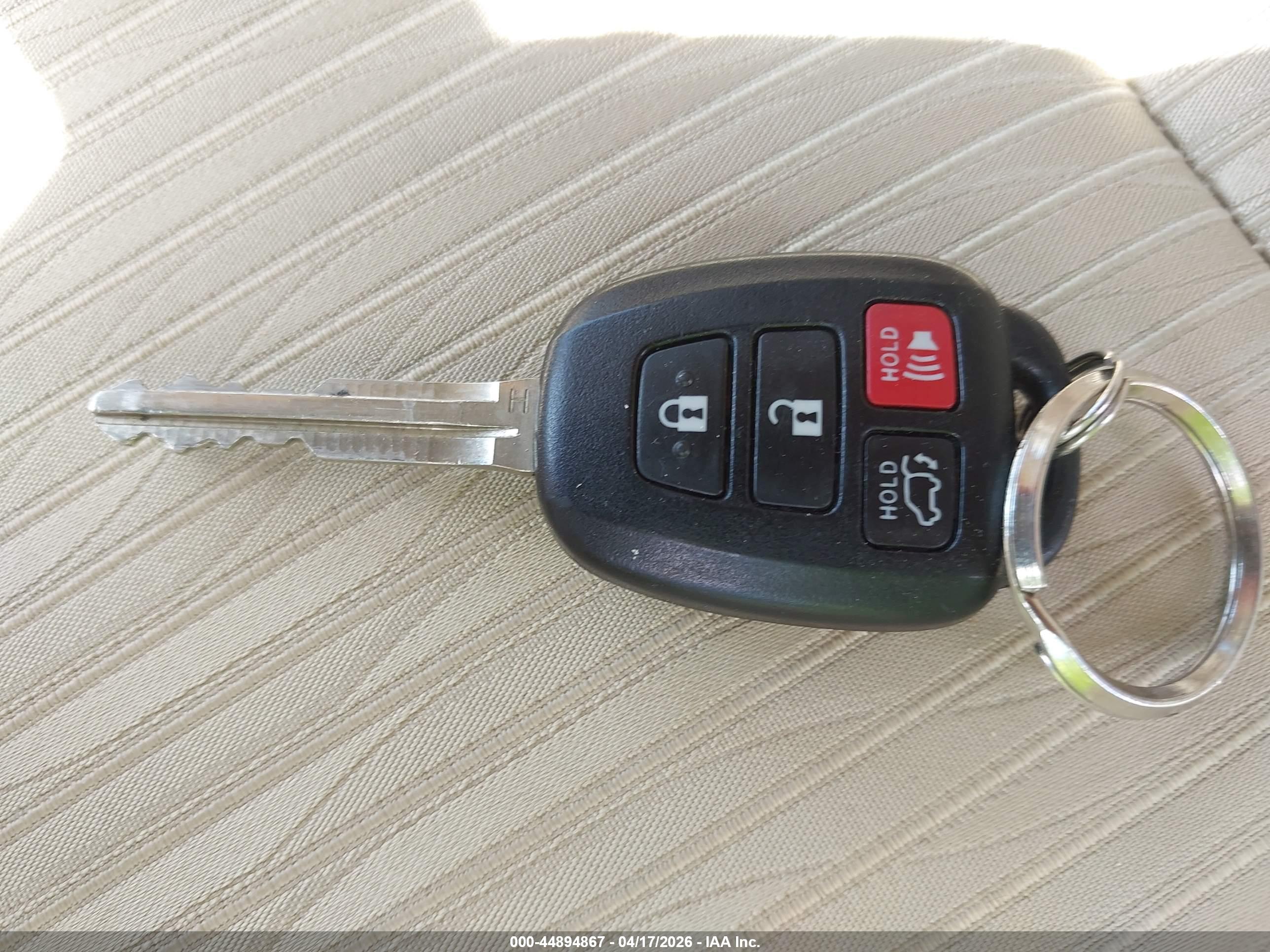 TOYOTA HIGHLANDER image 11