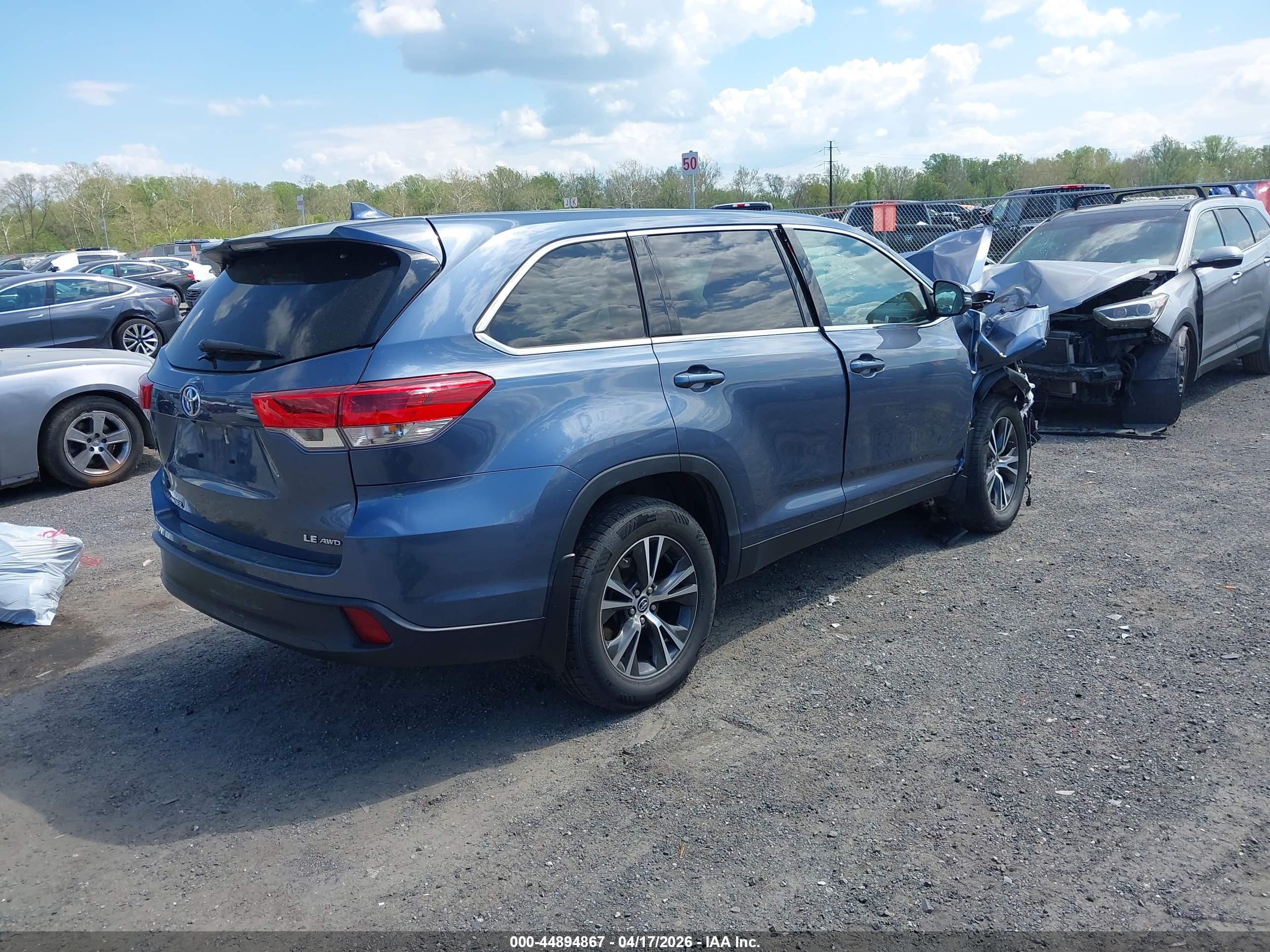 TOYOTA HIGHLANDER image 4