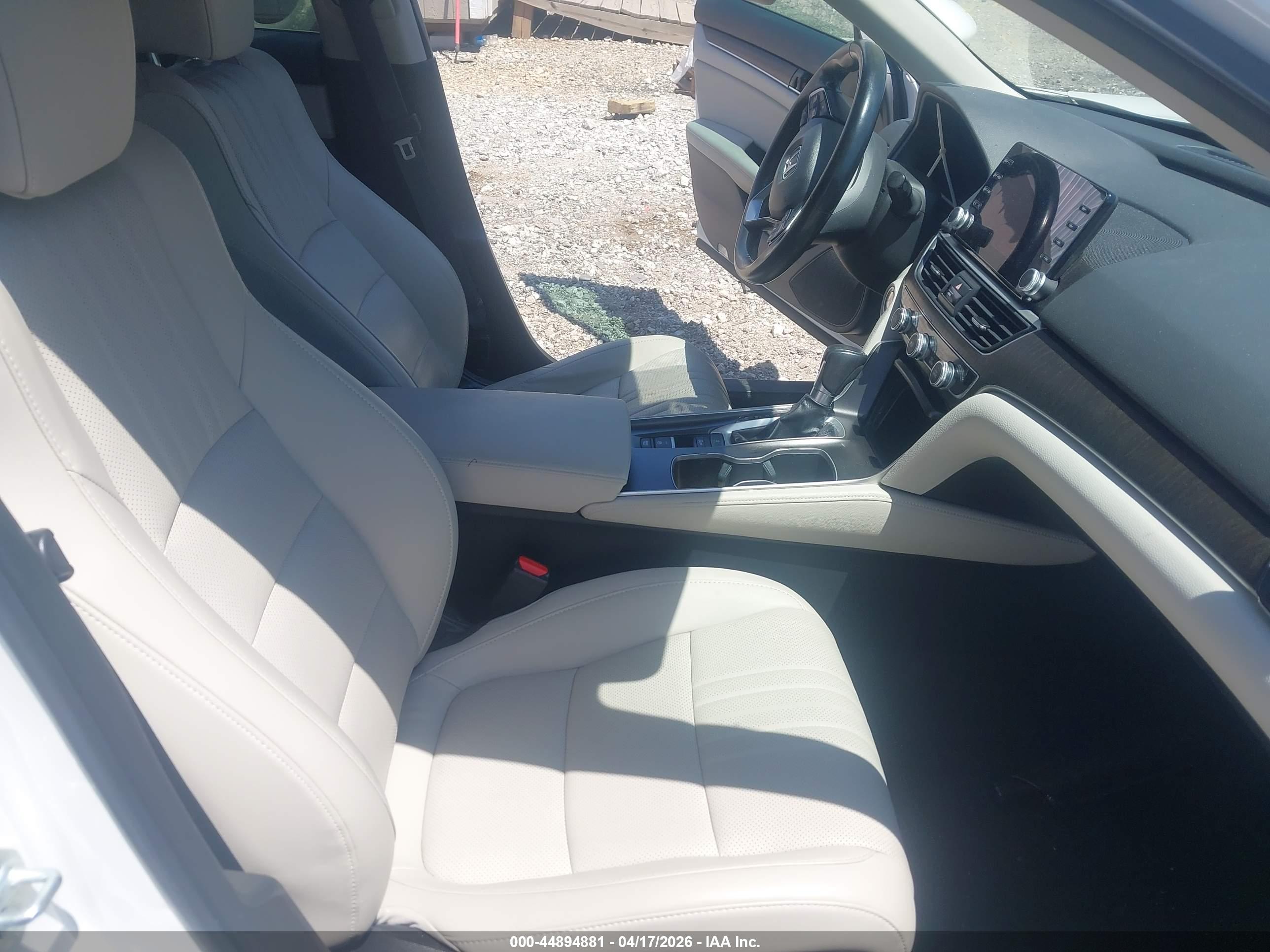 HONDA ACCORD image 5