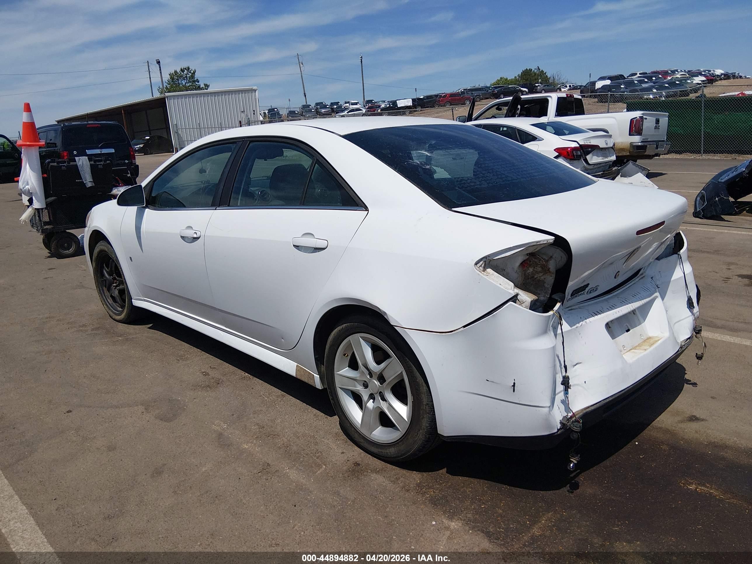 PONTIAC G6 image 3