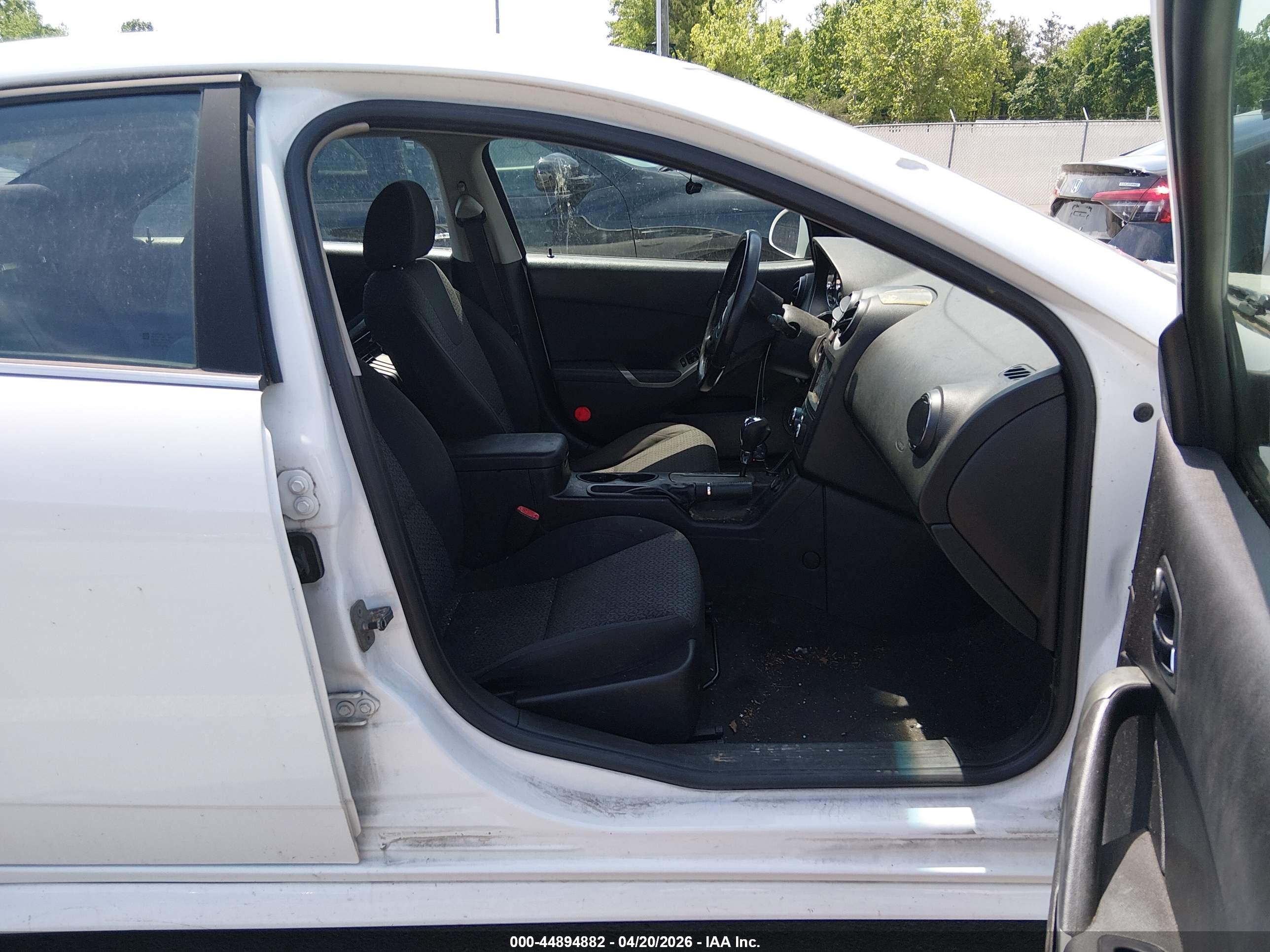 PONTIAC G6 image 5