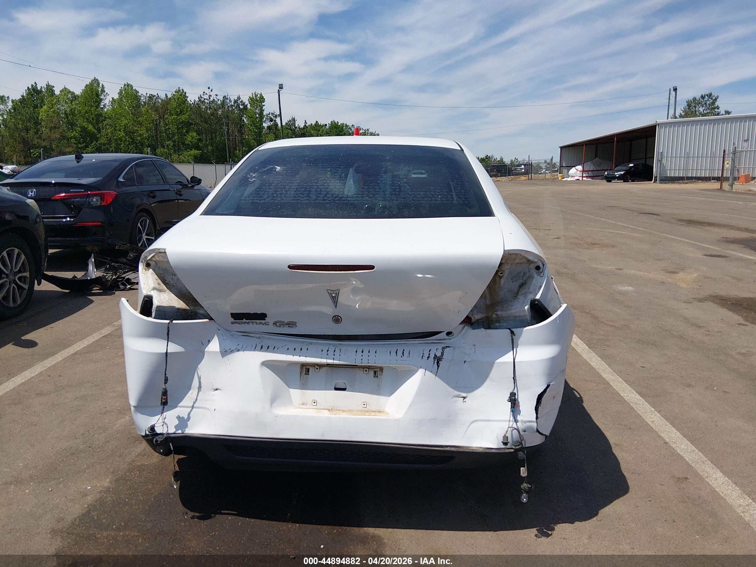 PONTIAC G6 image 6
