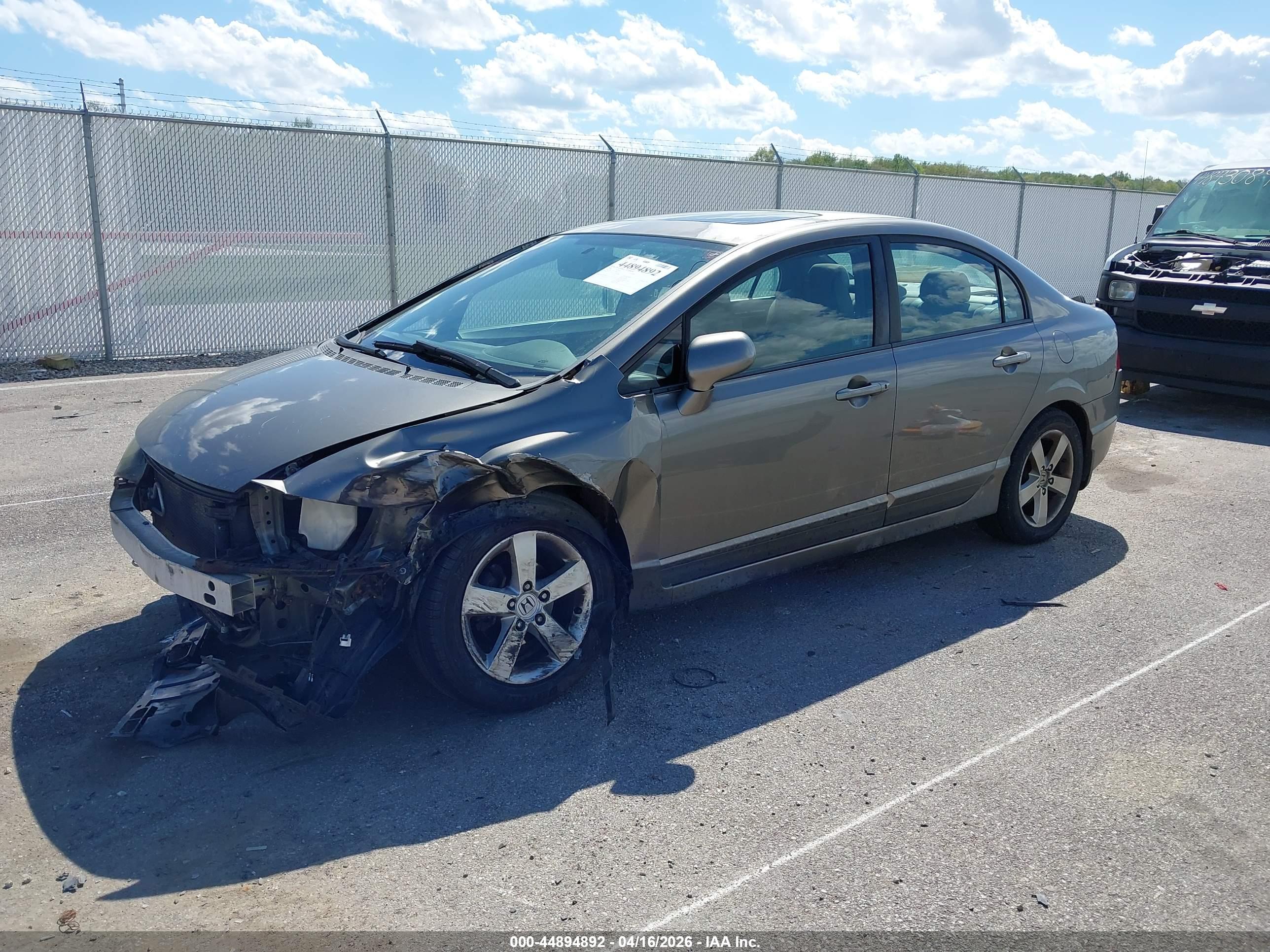 HONDA CIVIC image 2