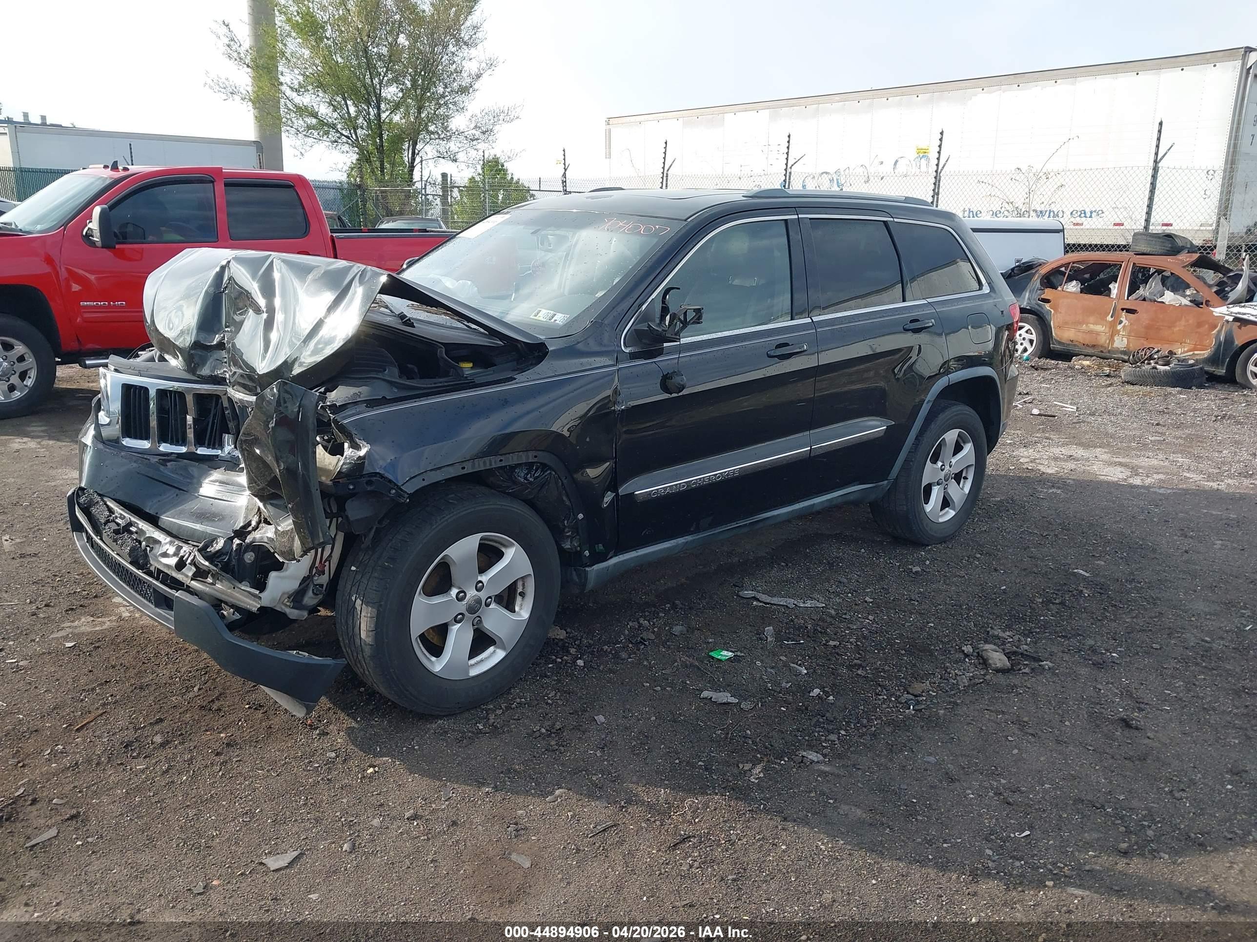 JEEP GRAND image 2