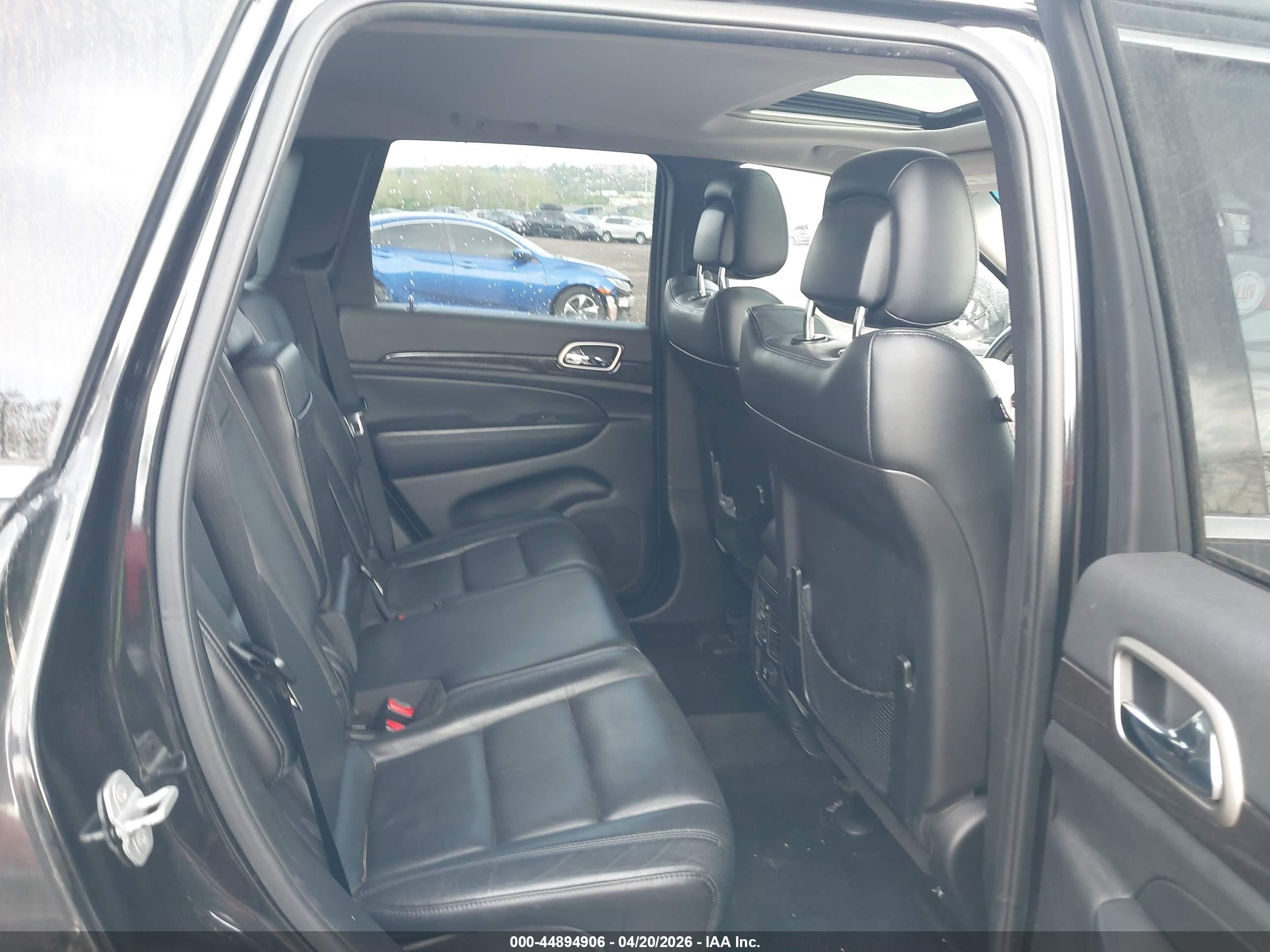 JEEP GRAND image 8