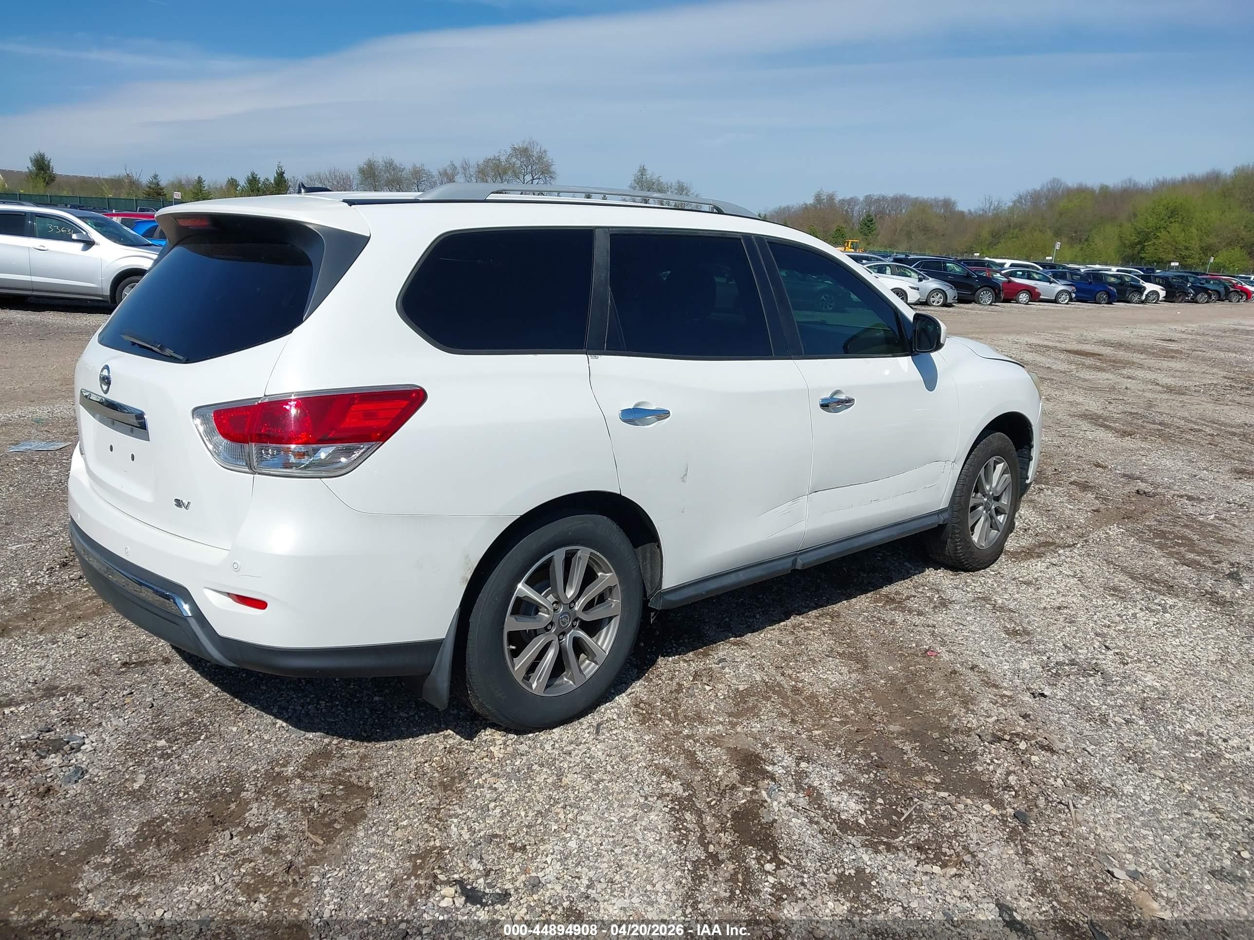 NISSAN PATHFINDER image 4
