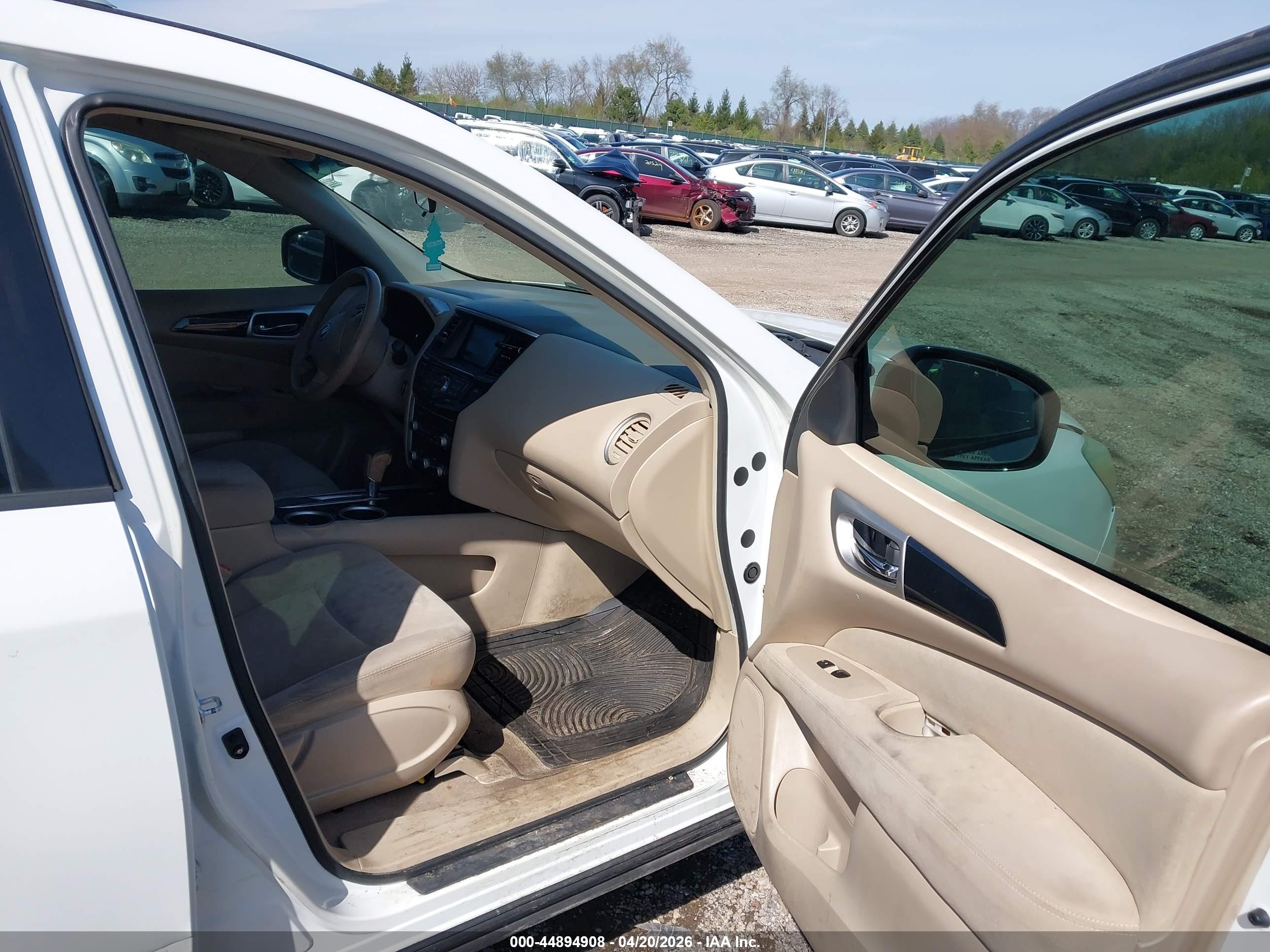 NISSAN PATHFINDER image 5