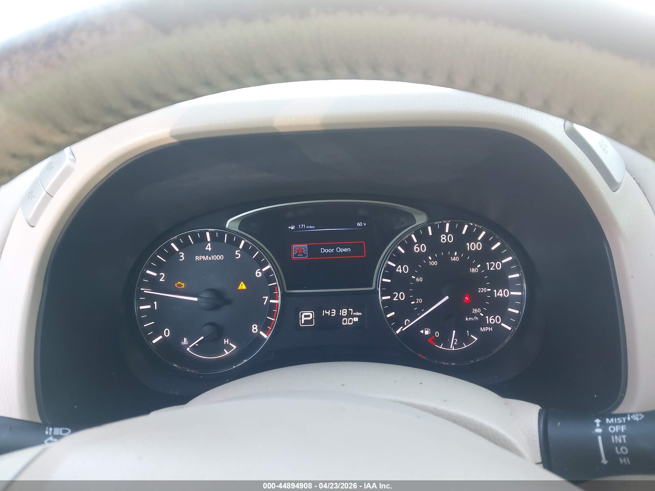 NISSAN PATHFINDER image 7