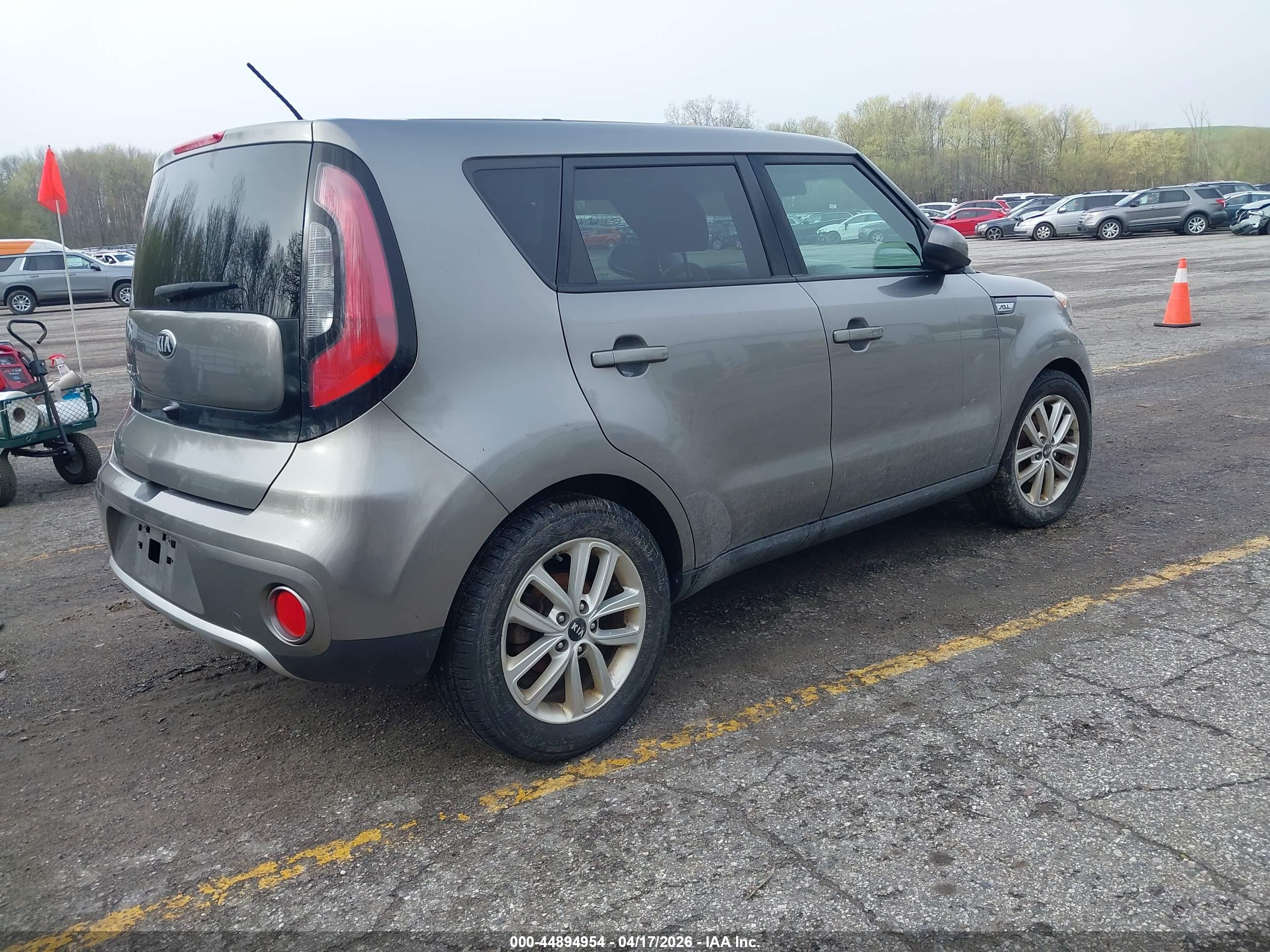 KIA SOUL image 4