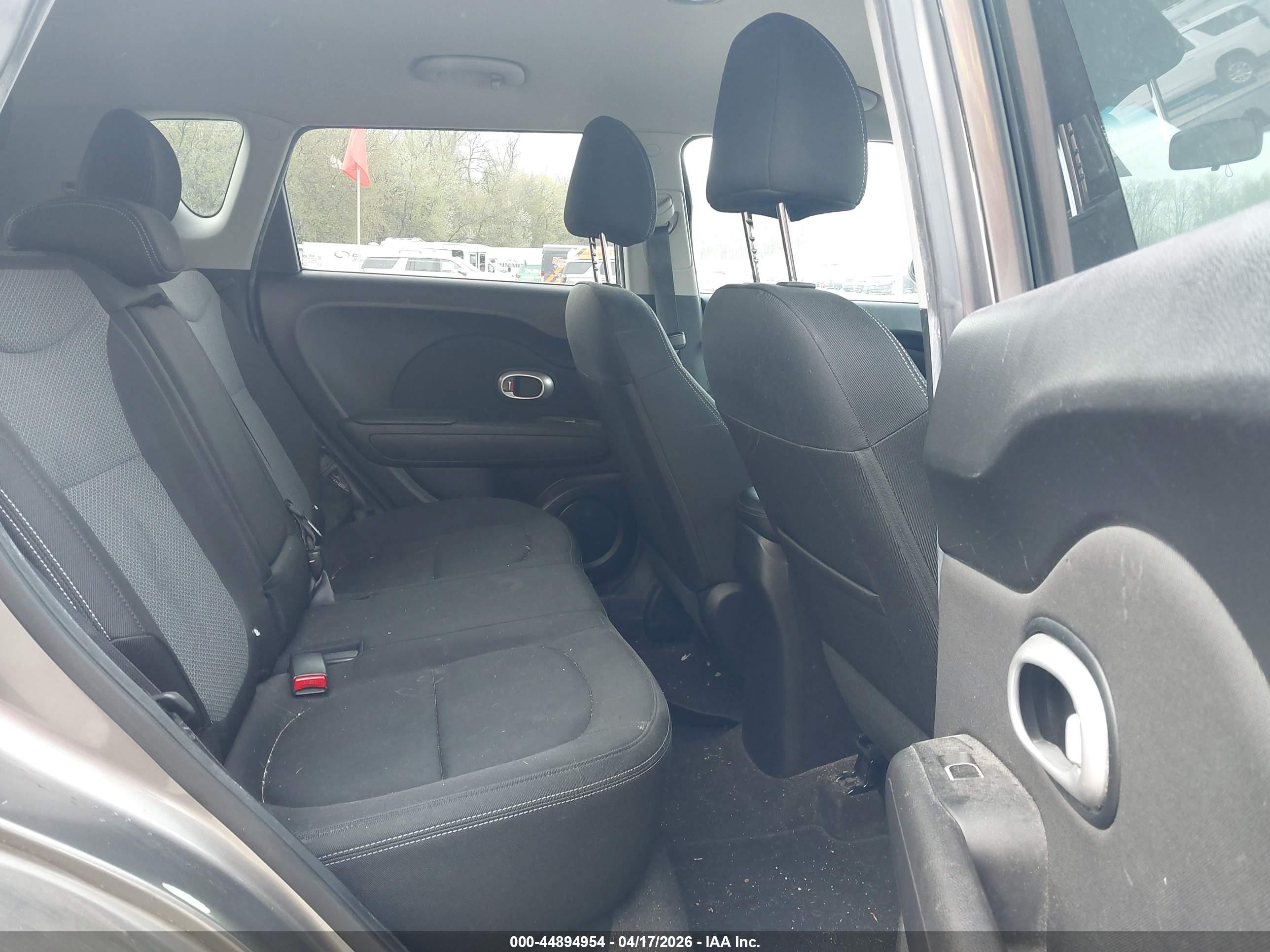 KIA SOUL image 8