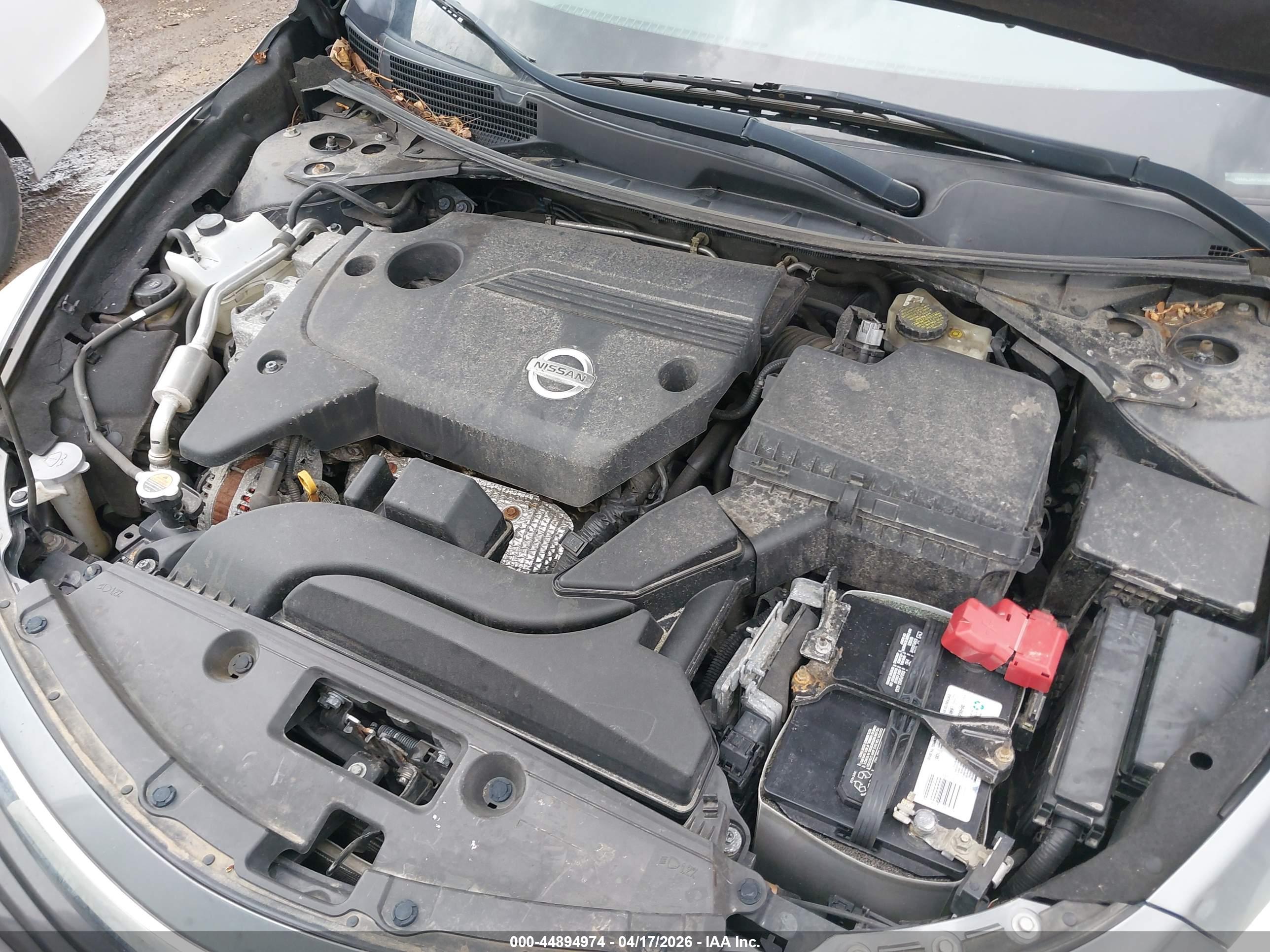NISSAN ALTIMA image 10