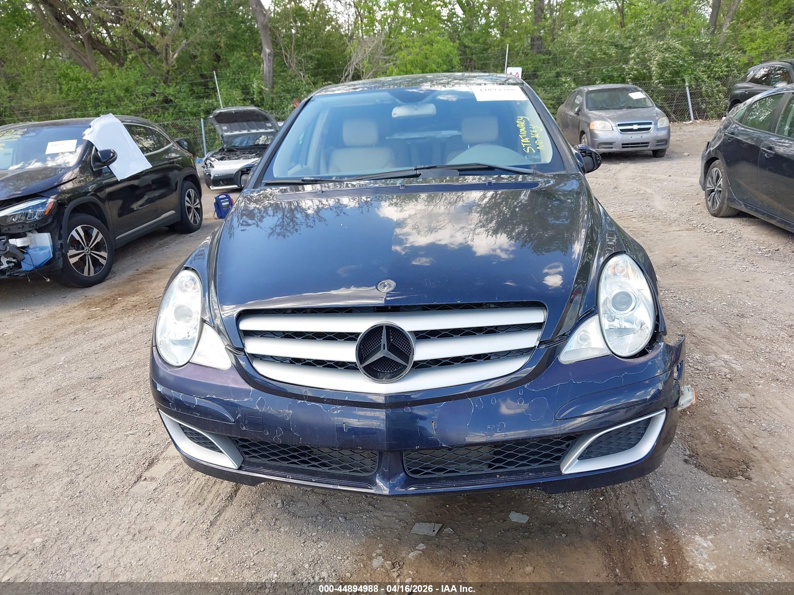 MERCEDES-BENZ R image 6