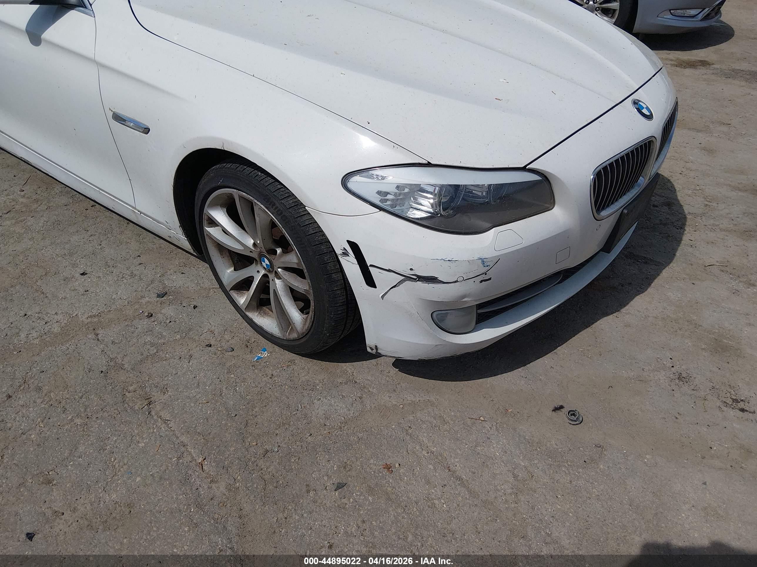 BMW 535I image 6