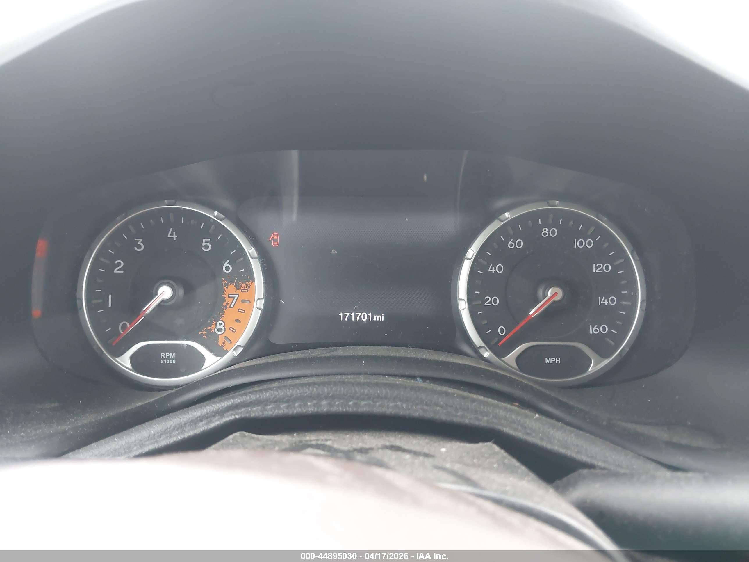 JEEP RENEGADE image 7