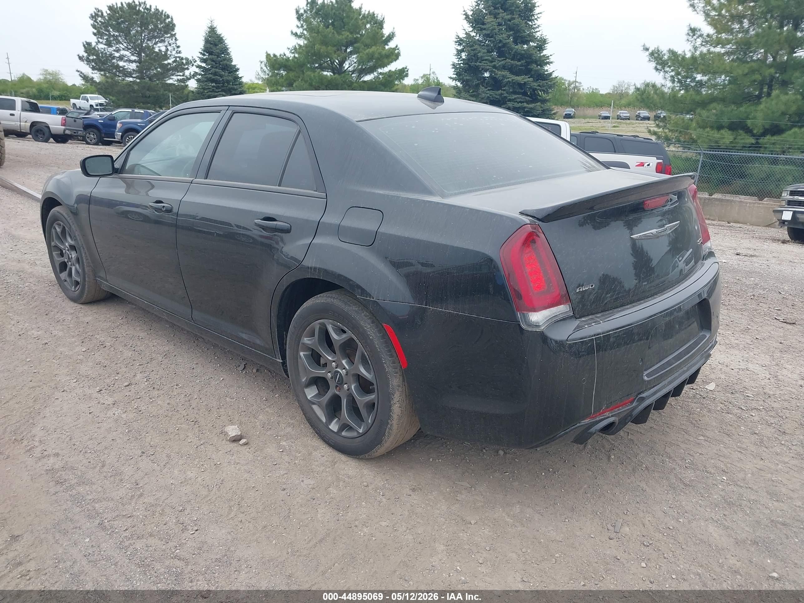 CHRYSLER 300 image 3