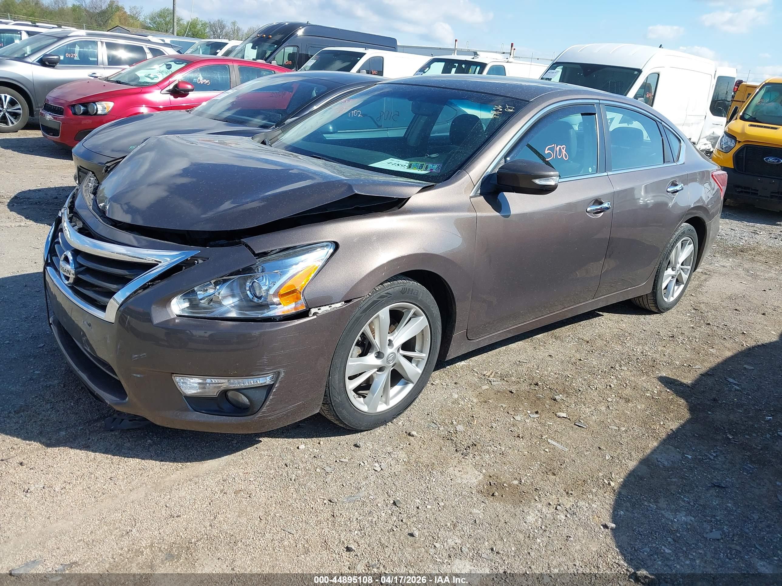 NISSAN ALTIMA image 2