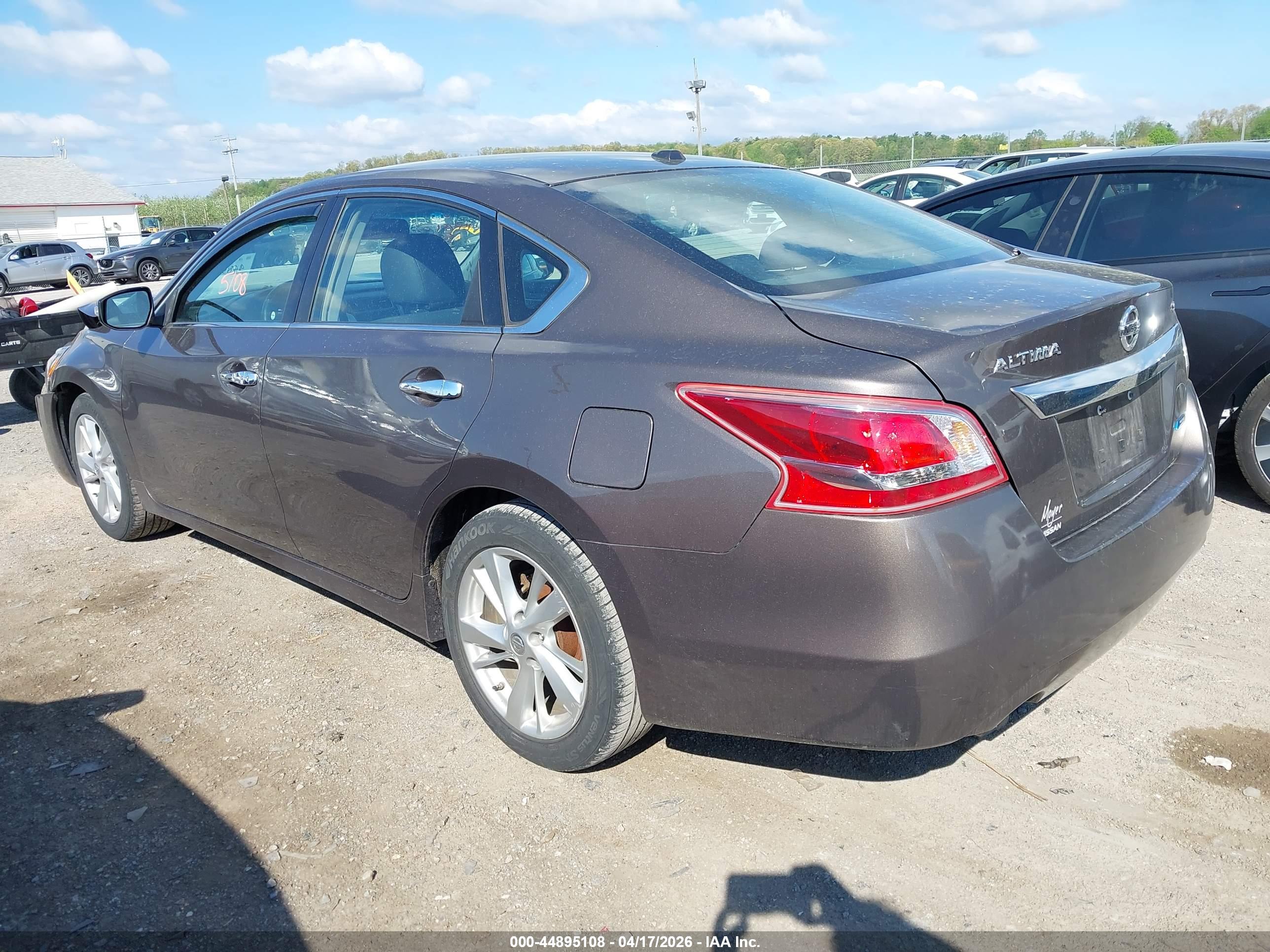 NISSAN ALTIMA image 3