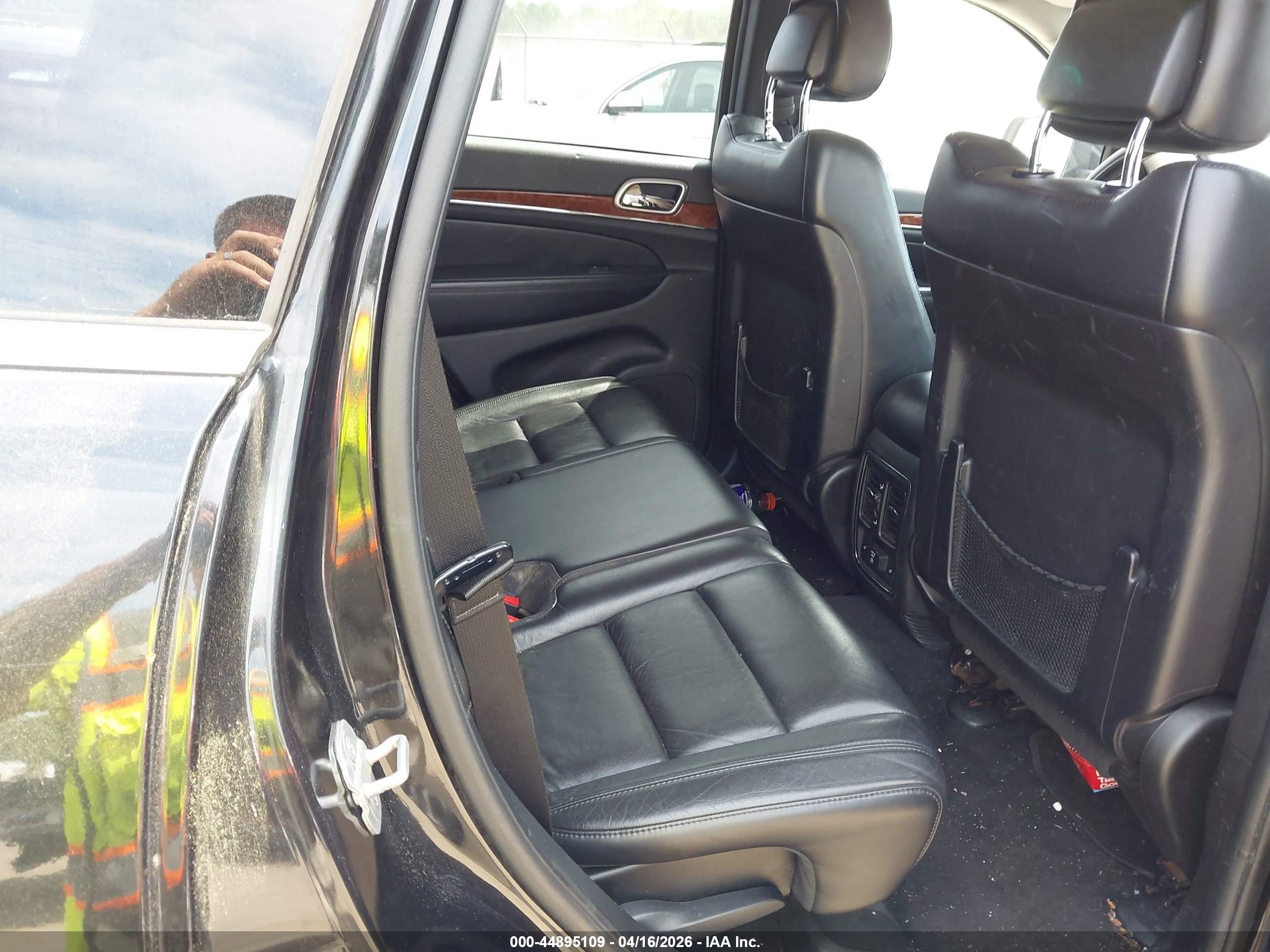 JEEP GRAND image 8