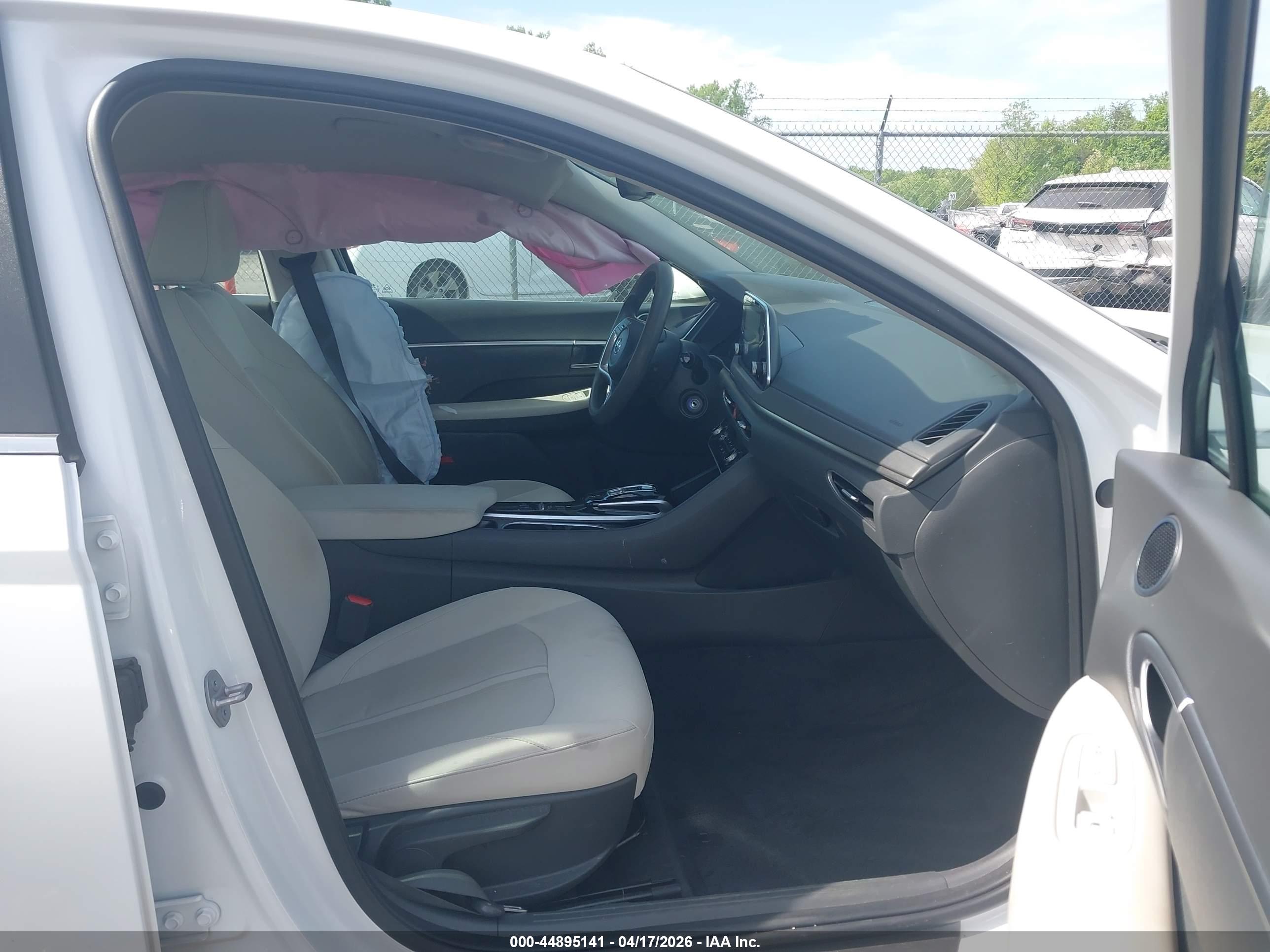 HYUNDAI SONATA image 5