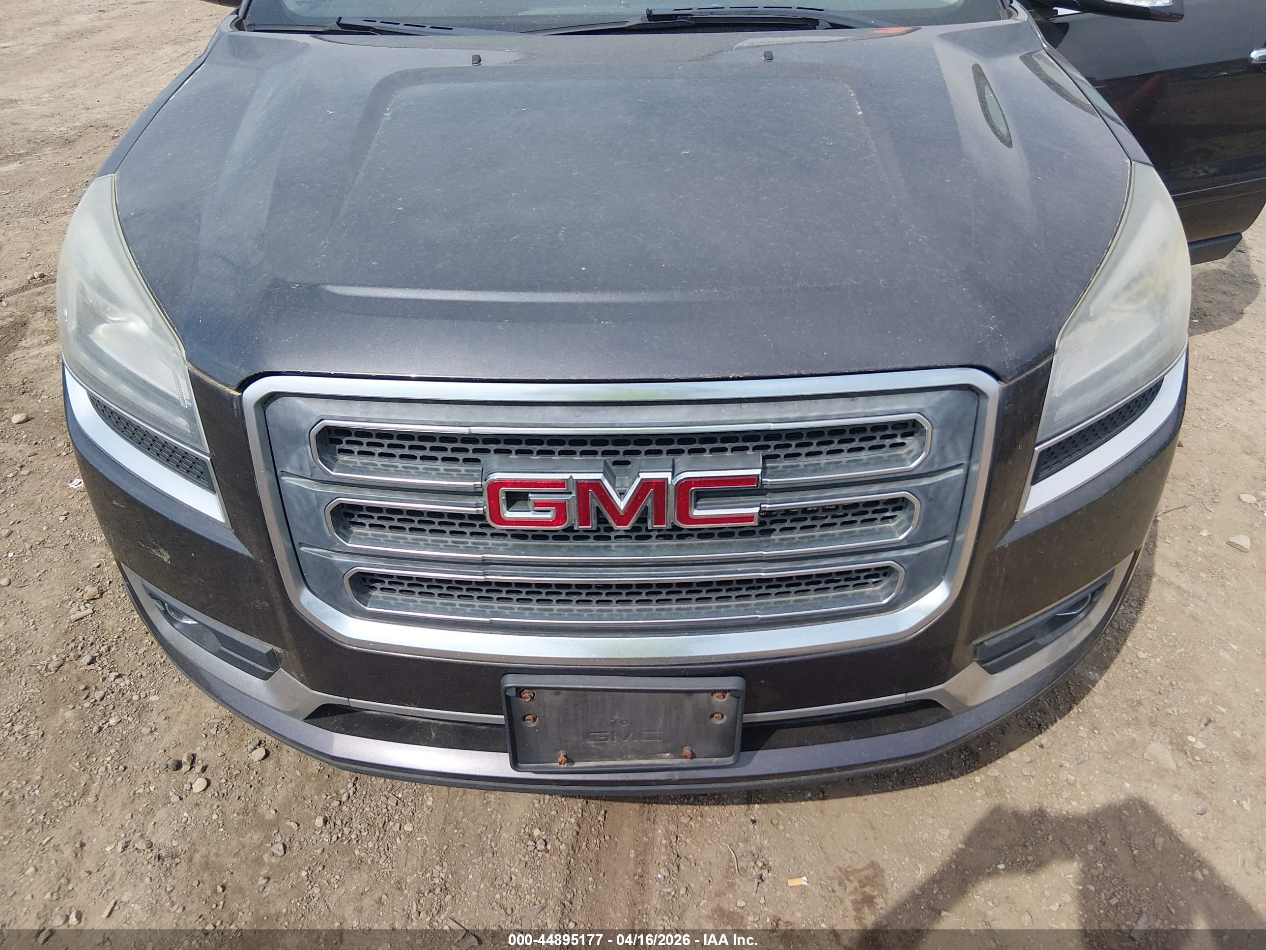 GMC ACADIA image 6