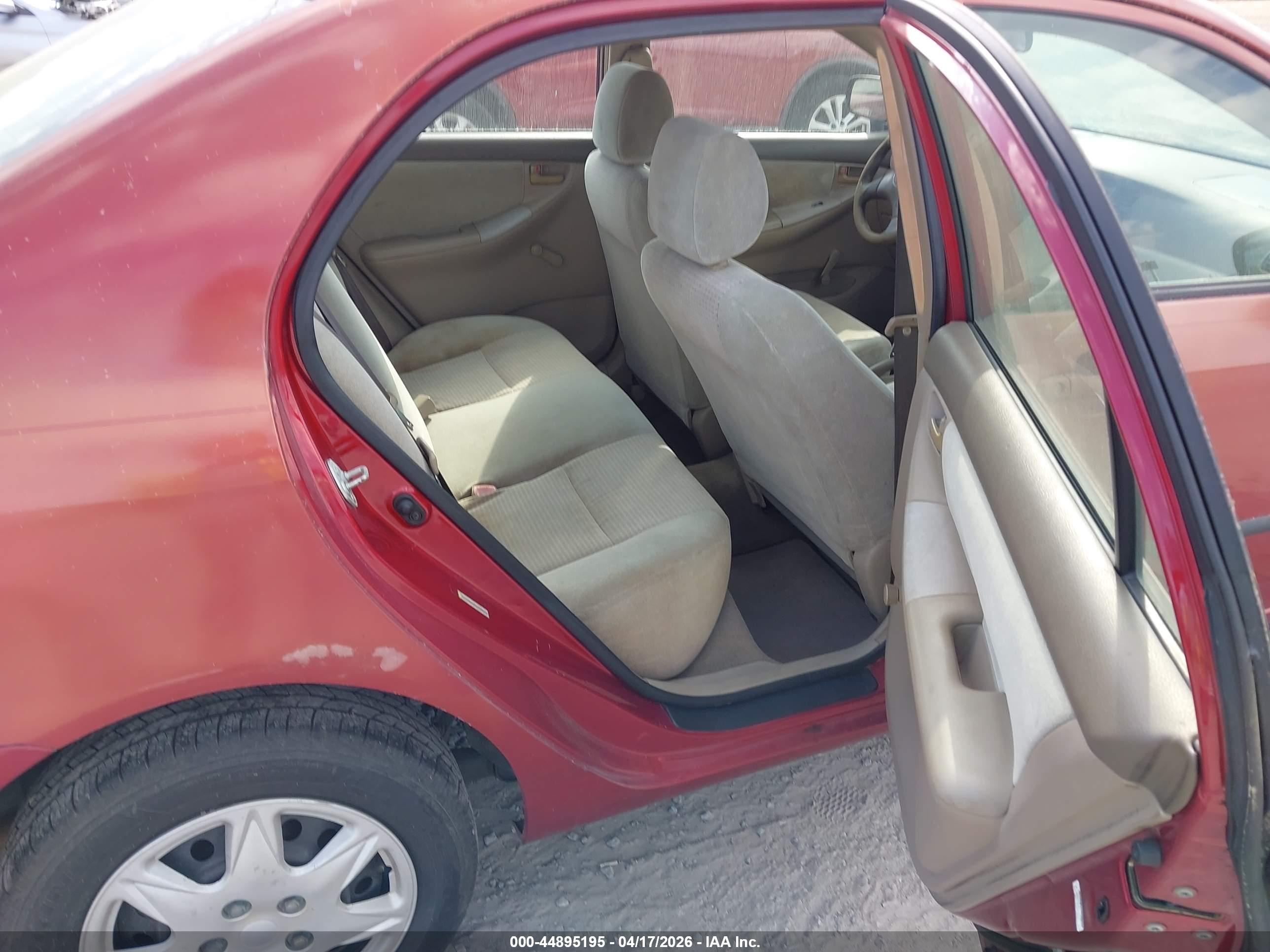 TOYOTA COROLLA image 8