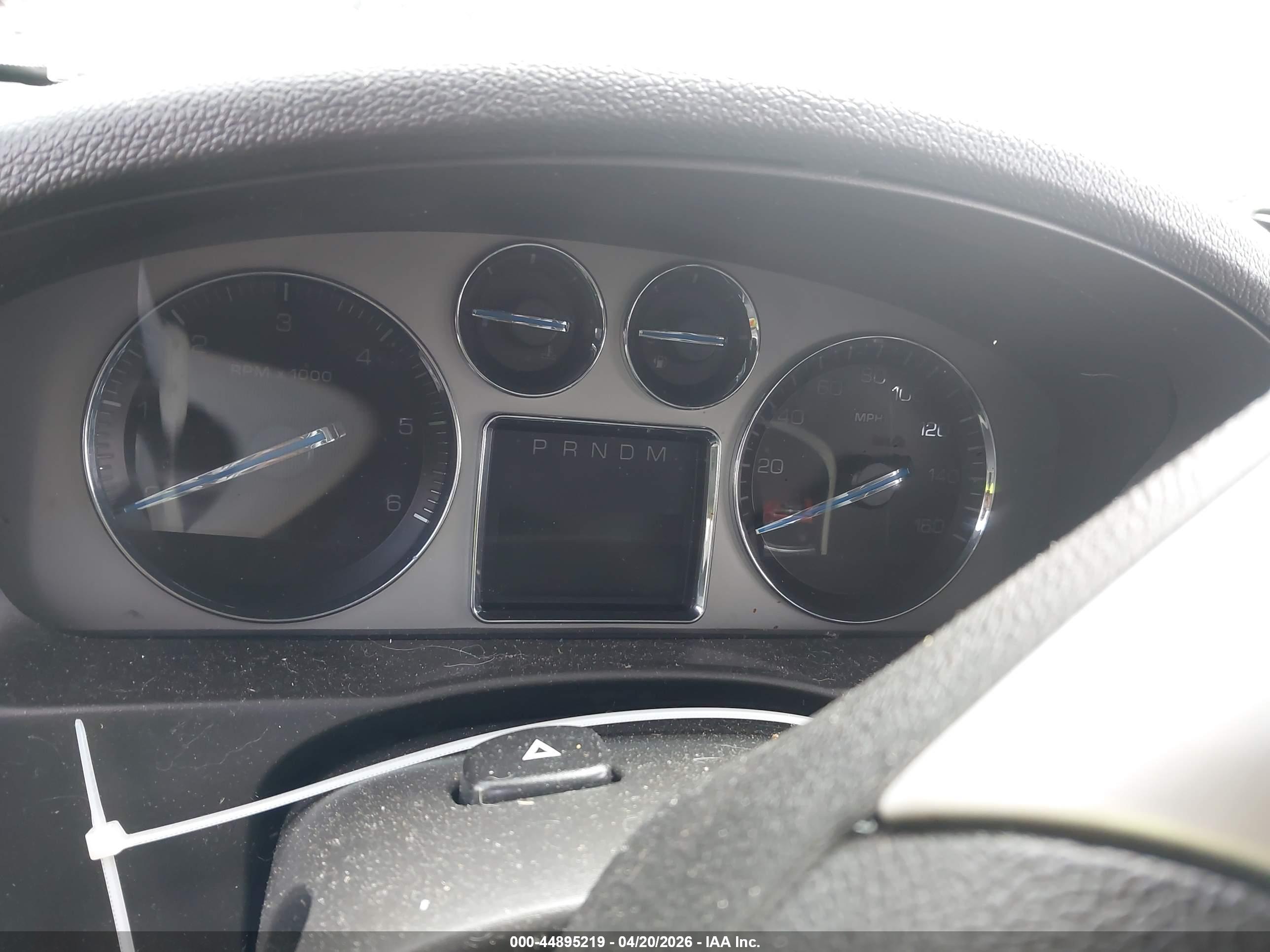 CADILLAC ESCALADE image 7