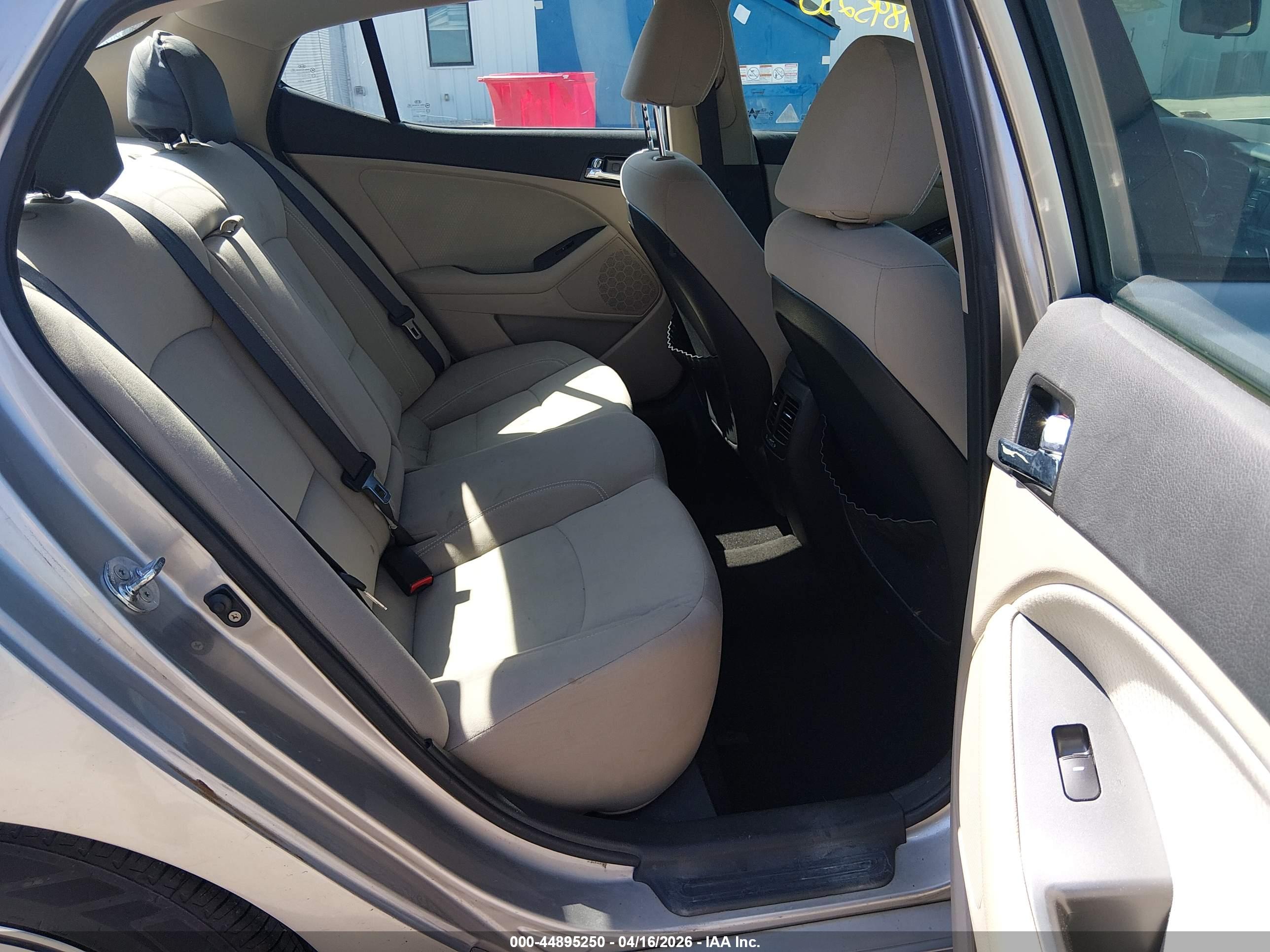 KIA OPTIMA image 8