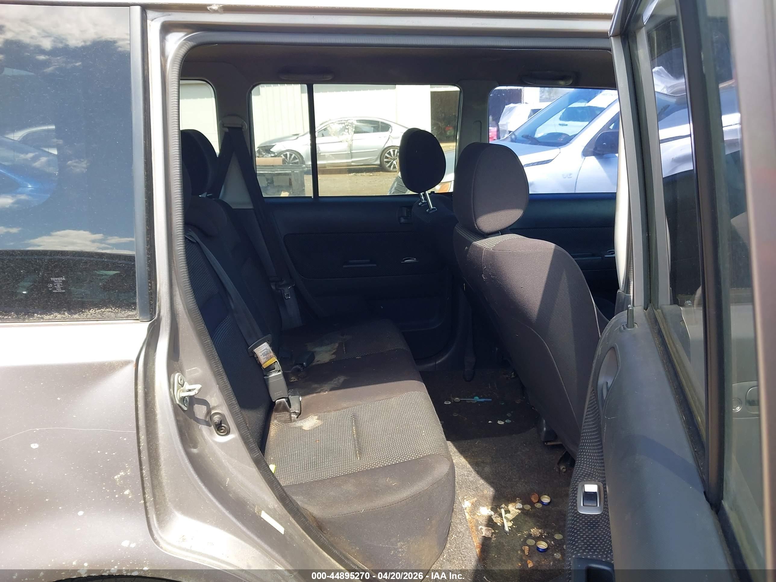 SCION XB image 8