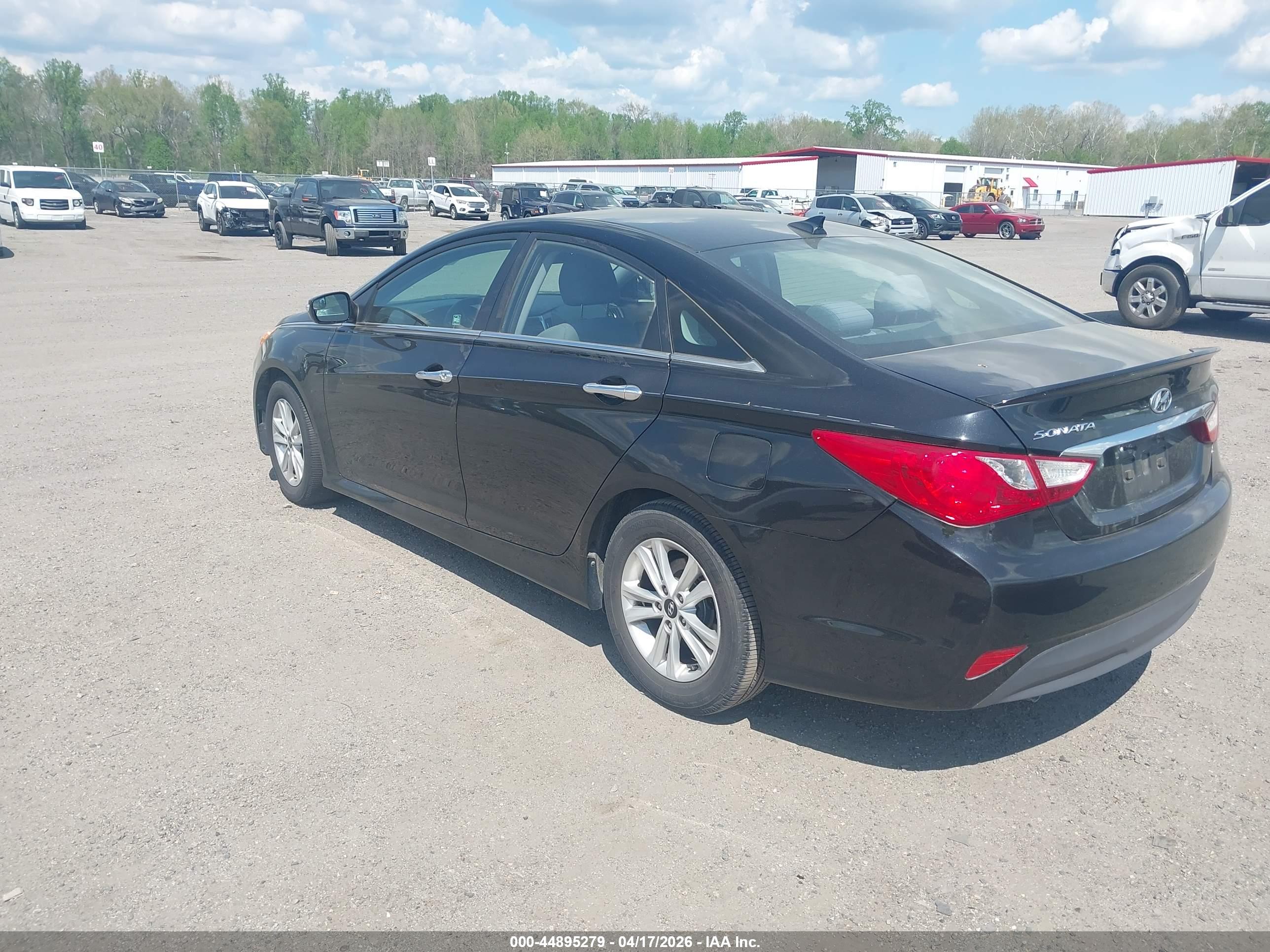 HYUNDAI SONATA image 3