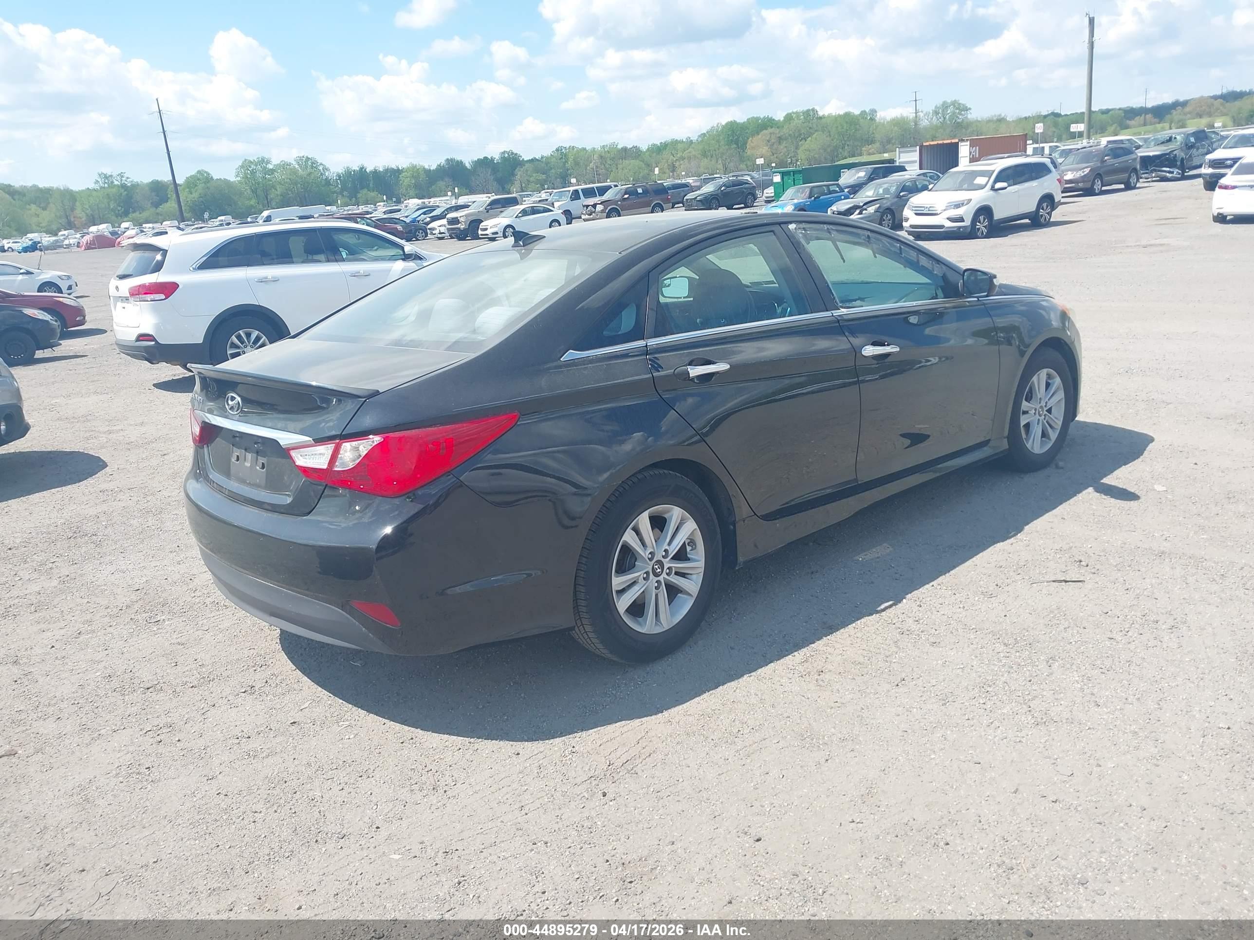 HYUNDAI SONATA image 4