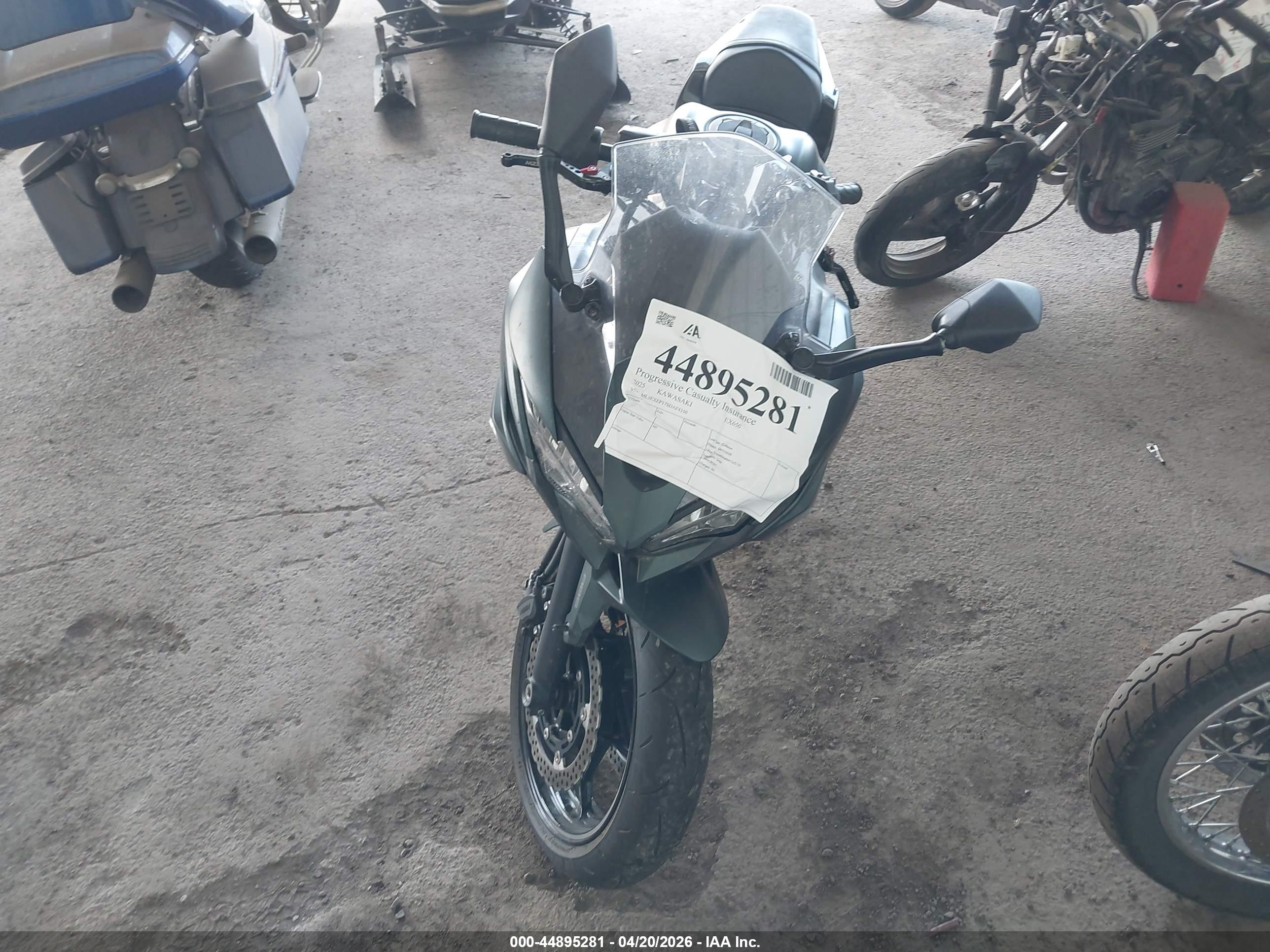 KAWASAKI EX650 image 5