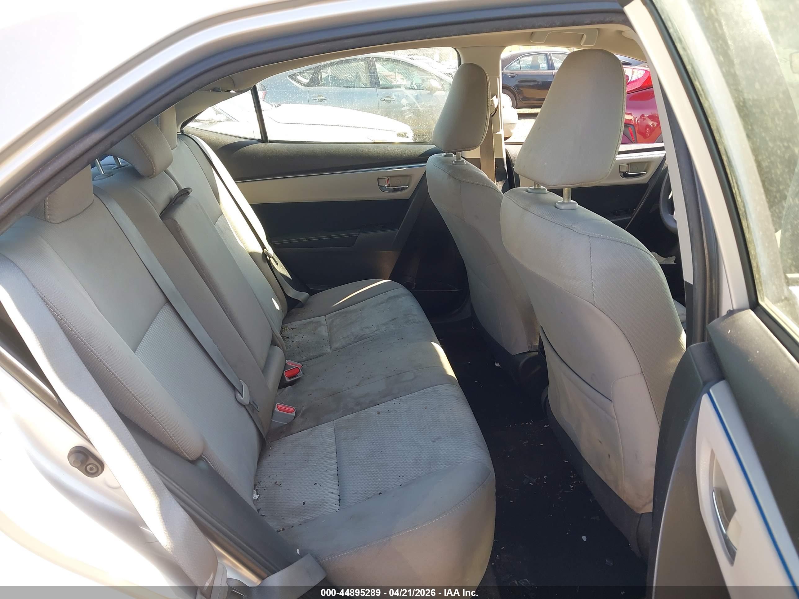 TOYOTA COROLLA image 8