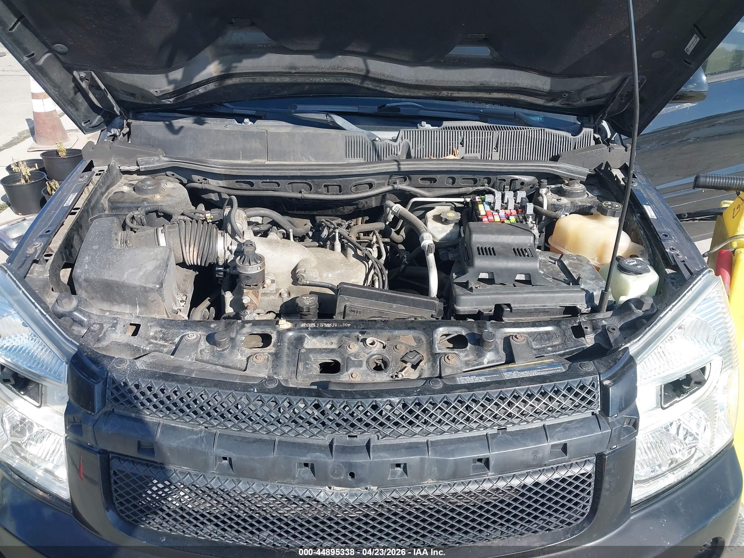 CHEVROLET EQUINOX image 10