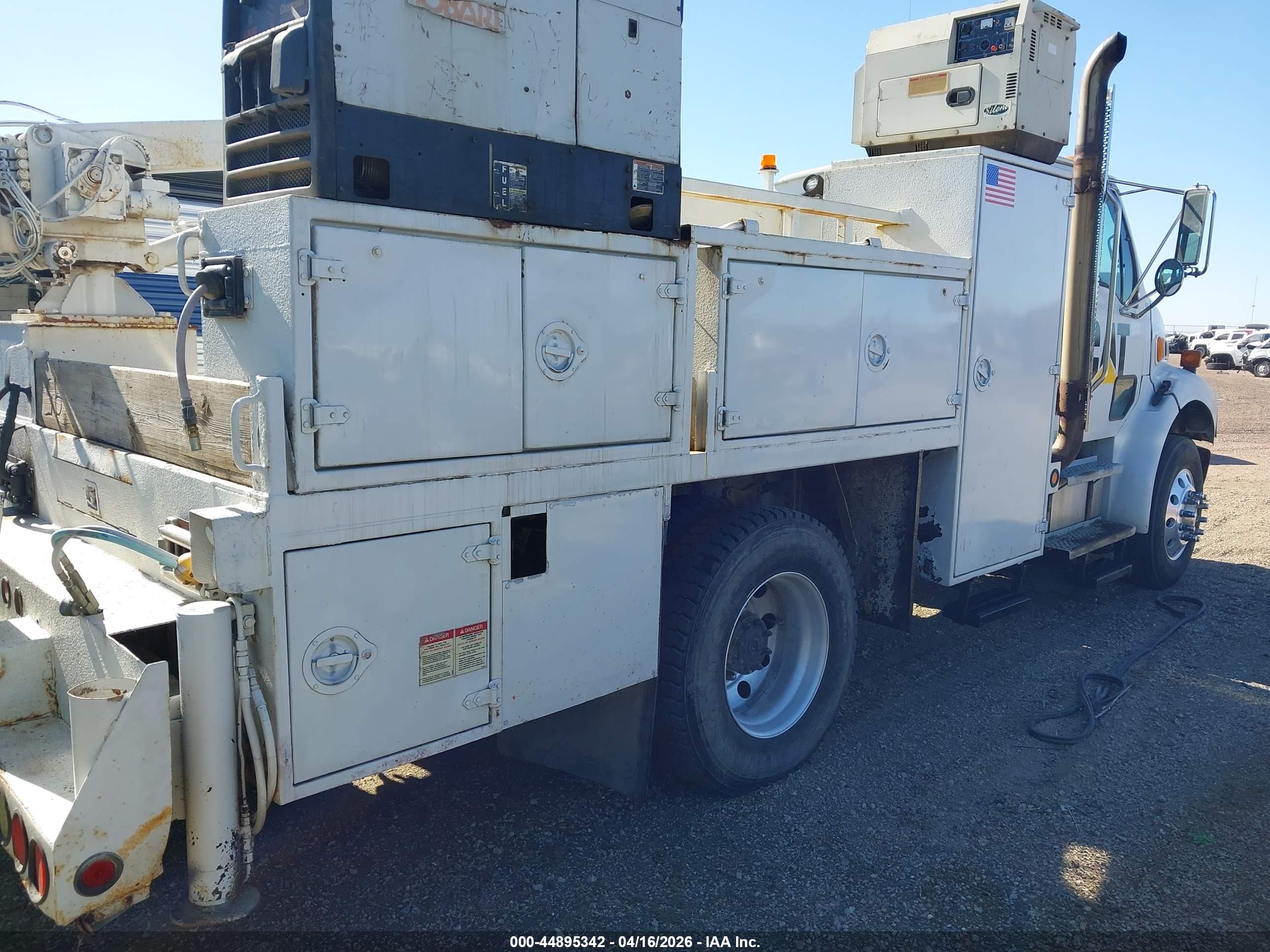 STERLING TRUCK image 4