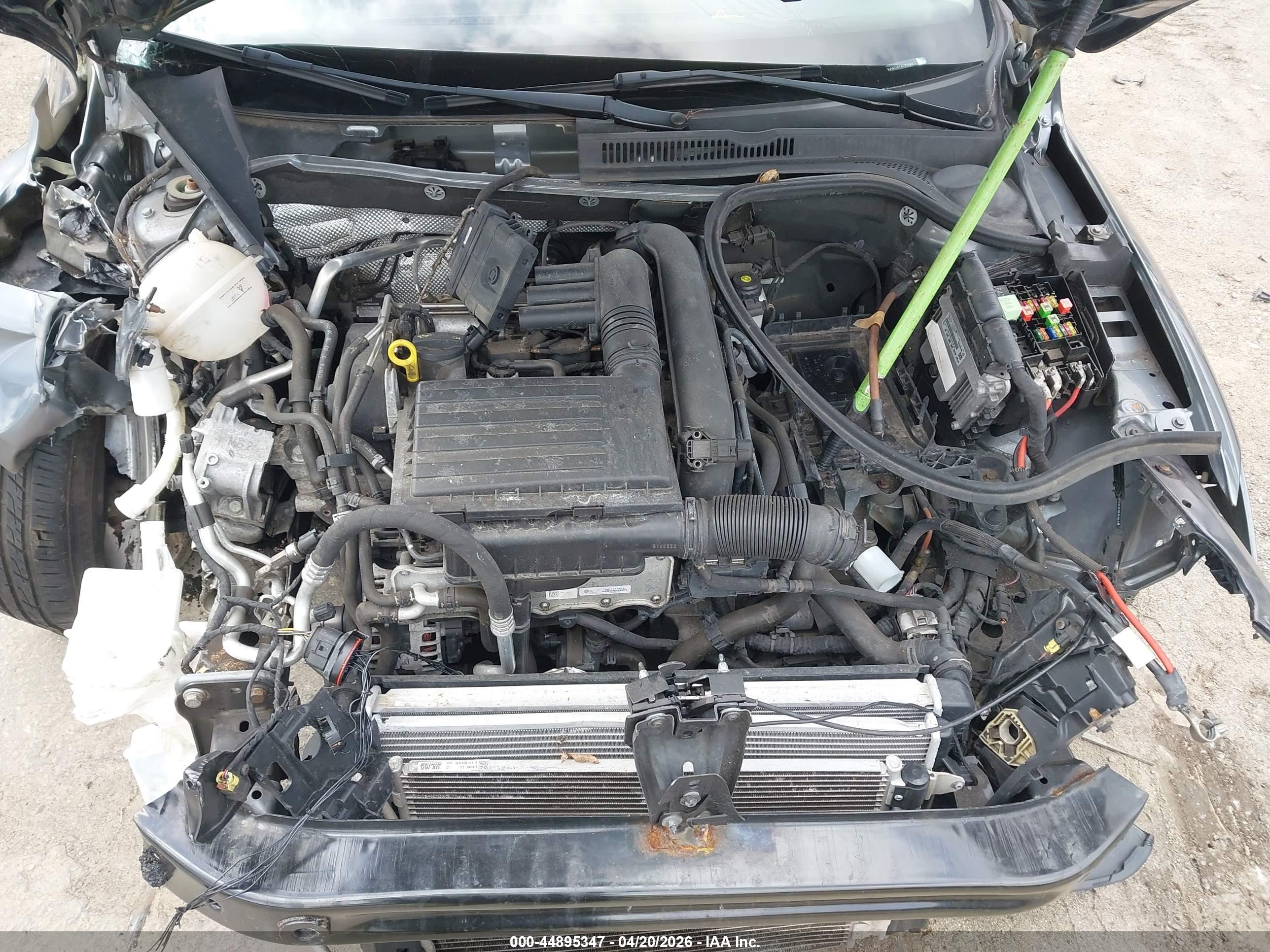 VOLKSWAGEN JETTA image 10