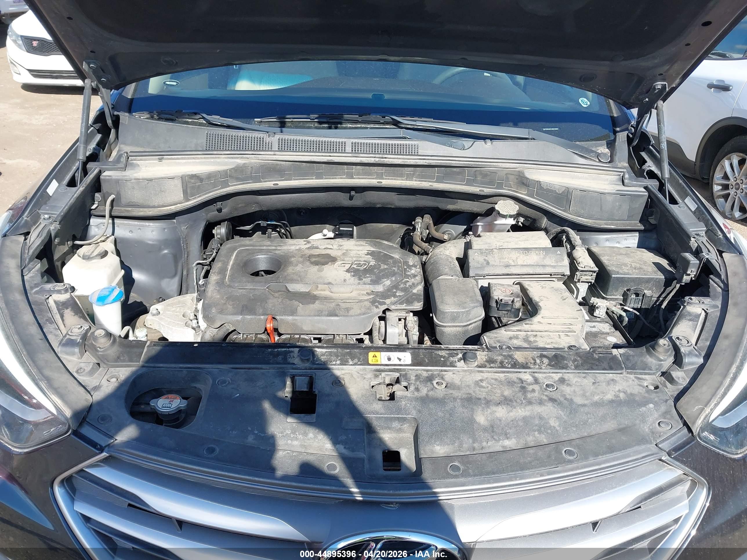 HYUNDAI SANTA image 10
